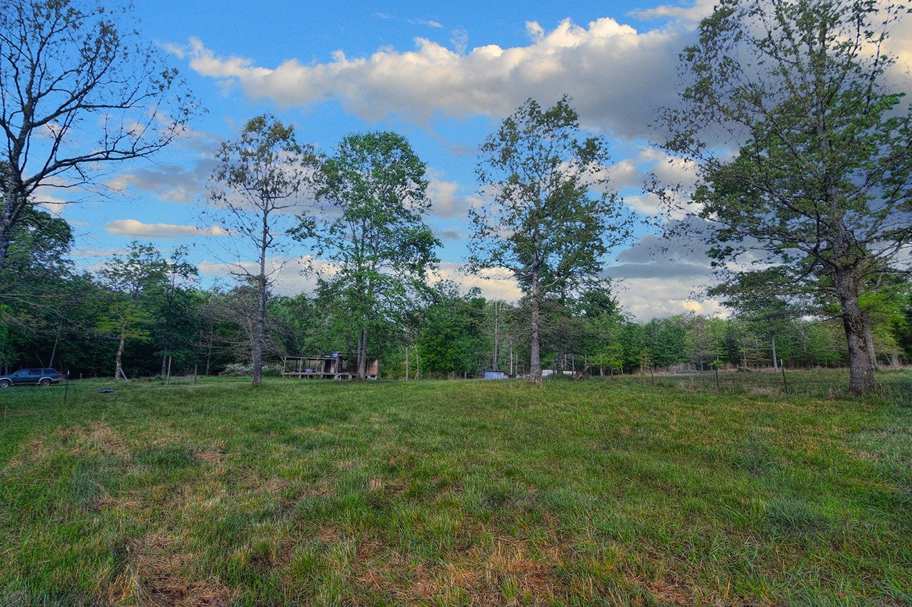607 Monteagle Falls Rd