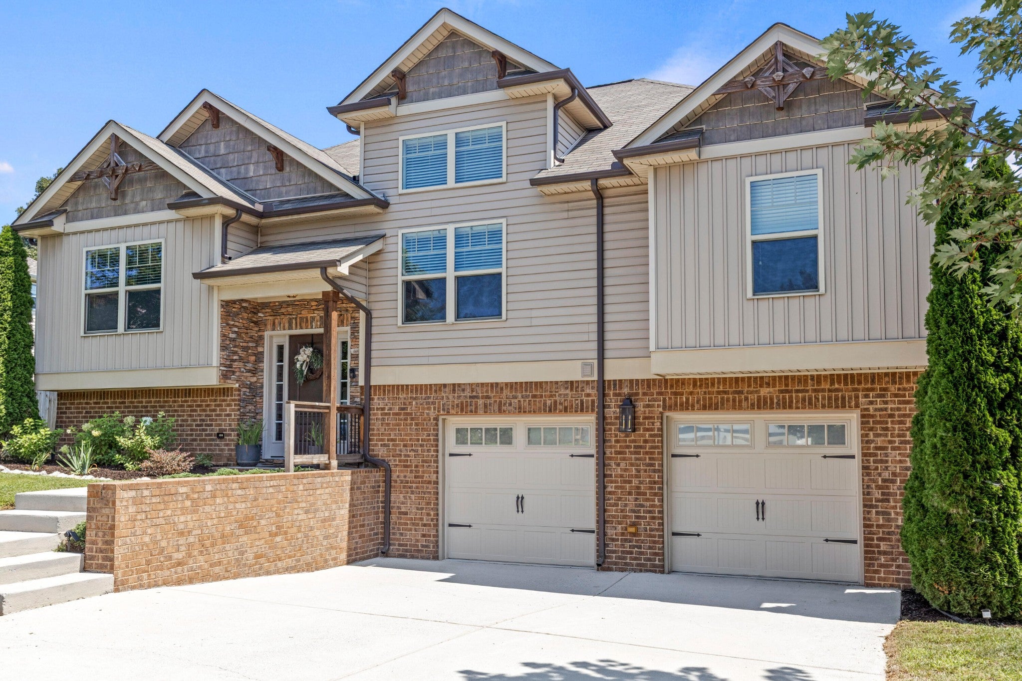 6422 Frankfurt Road