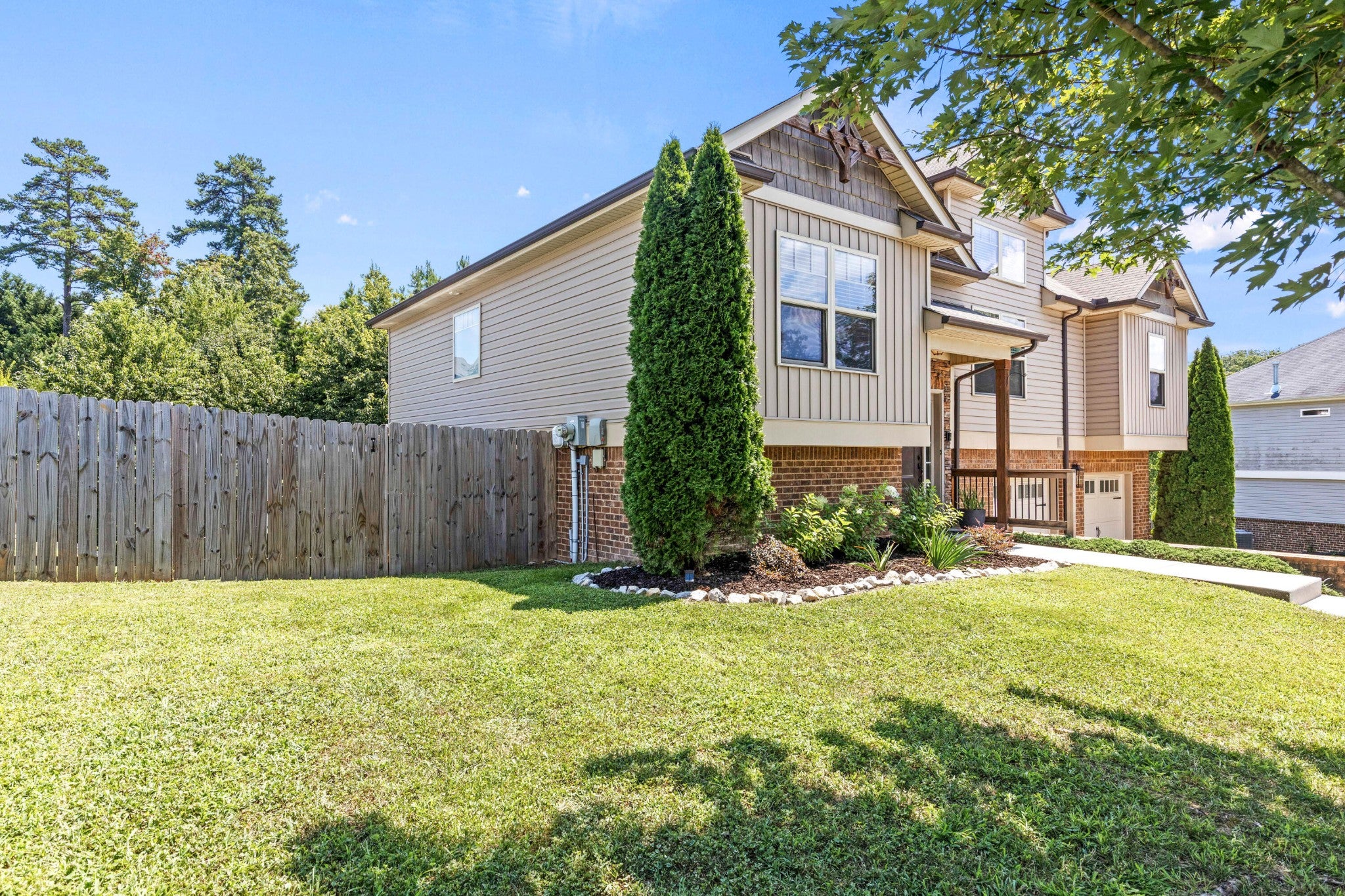 6422 Frankfurt Road
