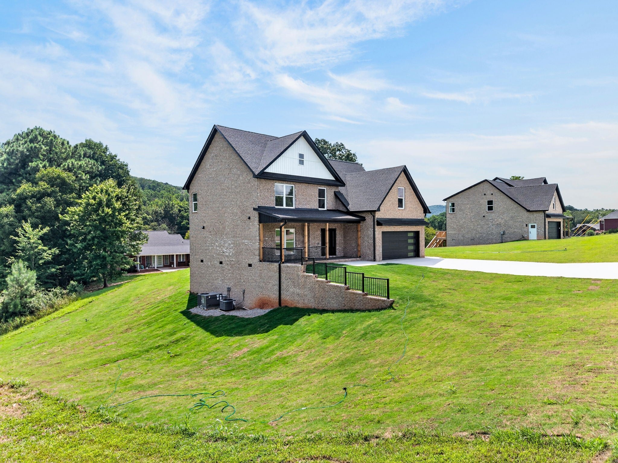 4556 Twin Creeks Dr