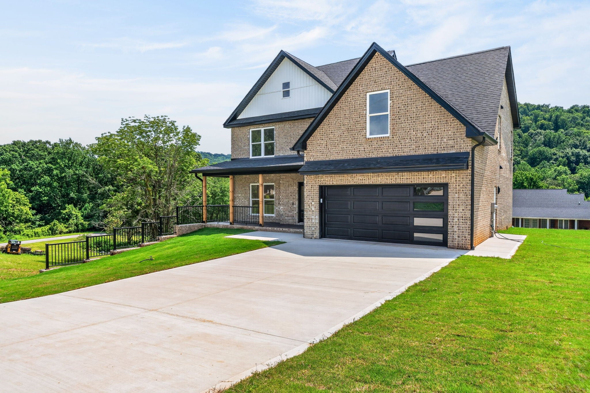 4556 Twin Creeks Dr