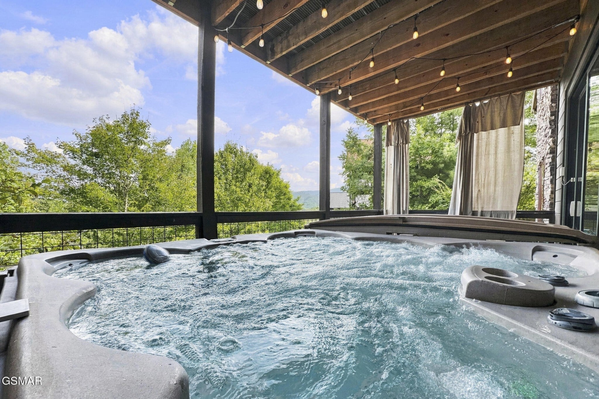 2837 Cedar Falls Way