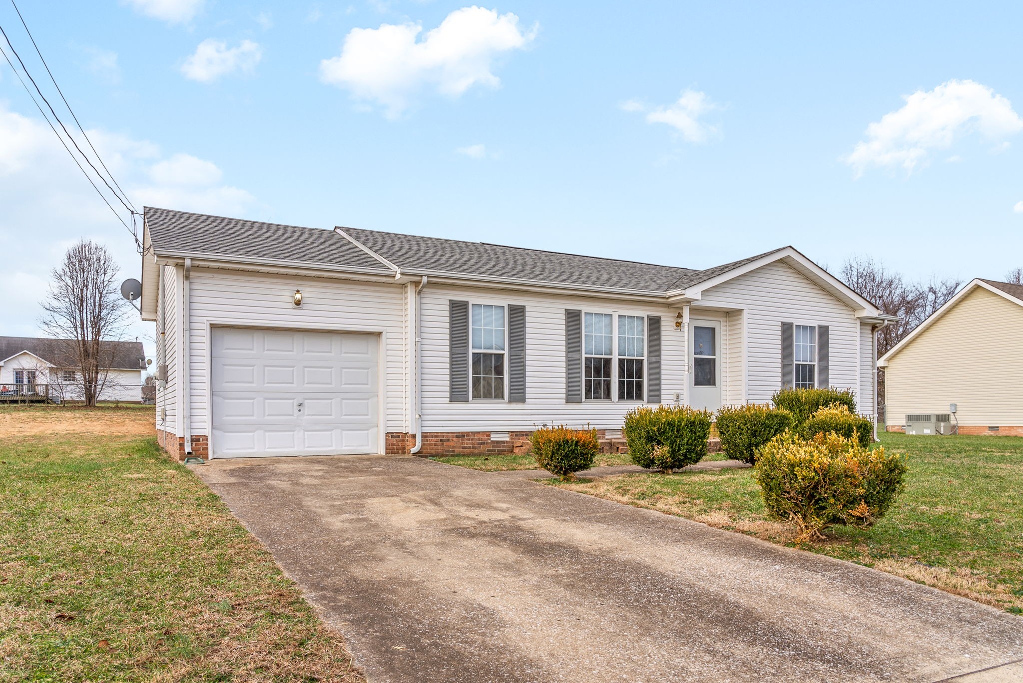 Oak Grove, Kentucky 42262, United States, 3 Bedrooms Bedrooms, ,2 BathroomsBathrooms,Residential,Active,21745