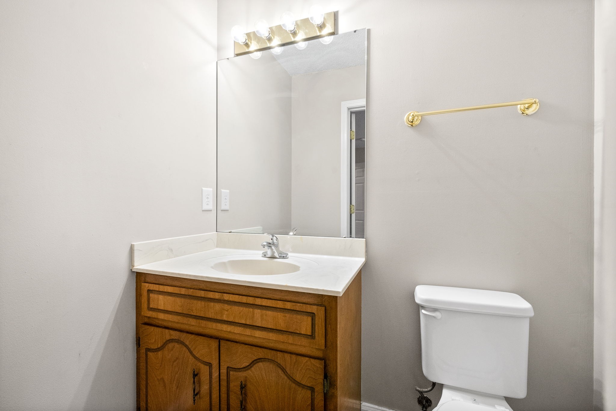 Oak Grove, Kentucky 42262, United States, 3 Bedrooms Bedrooms, ,2 BathroomsBathrooms,Residential,Active,21745