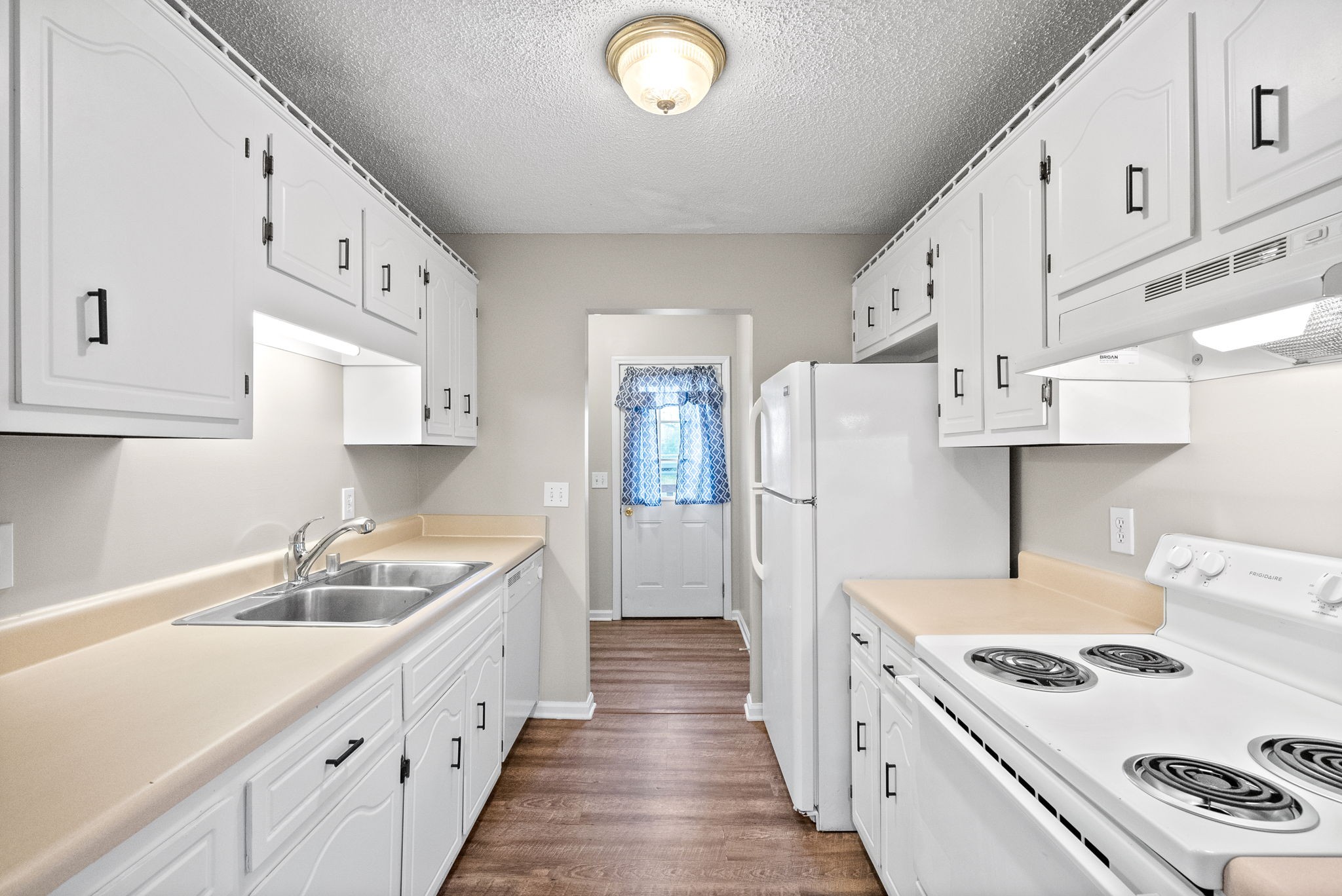 Oak Grove, Kentucky 42262, United States, 3 Bedrooms Bedrooms, ,2 BathroomsBathrooms,Residential,Active,21745