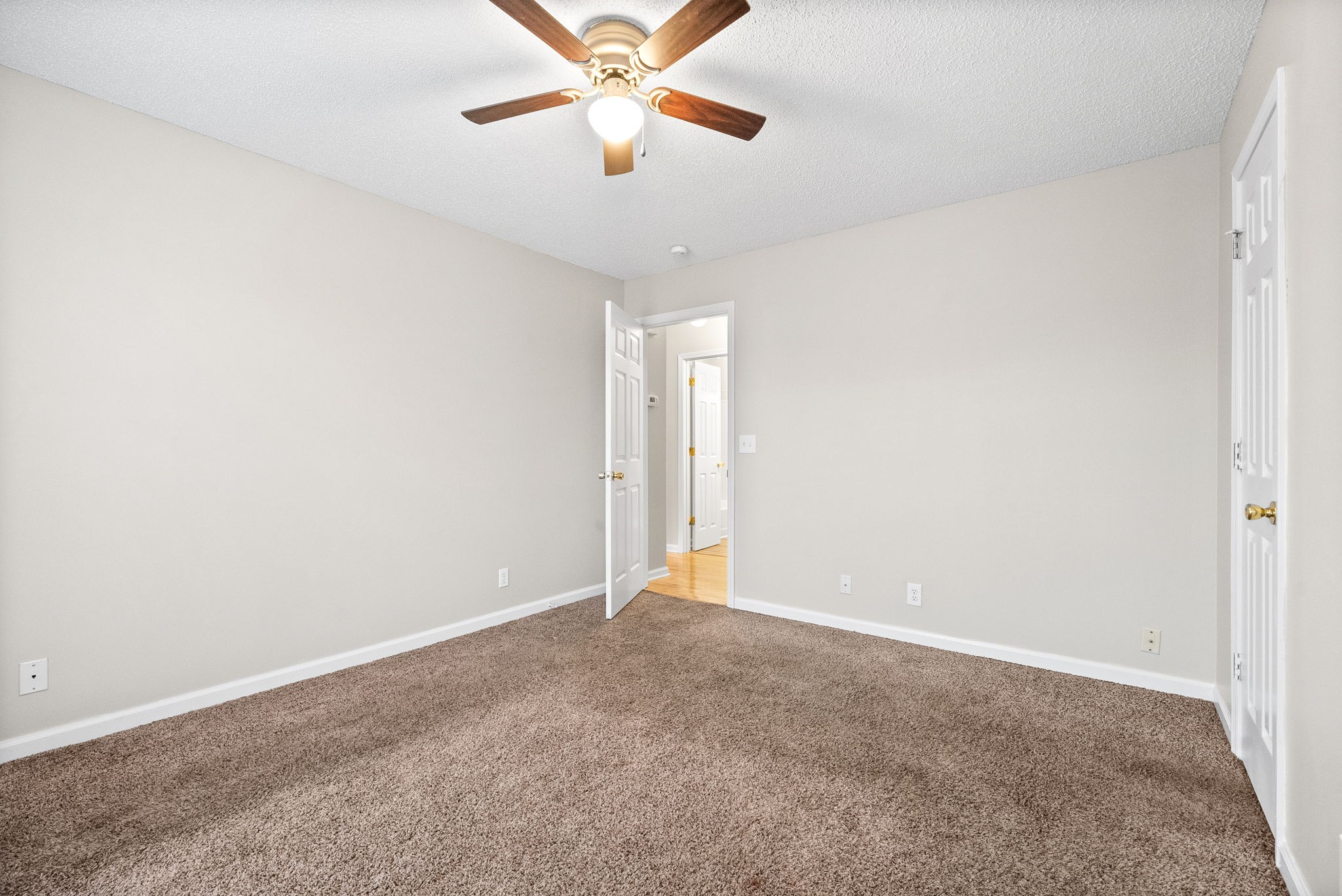 Oak Grove, Kentucky 42262, United States, 3 Bedrooms Bedrooms, ,2 BathroomsBathrooms,Residential,Active,21745