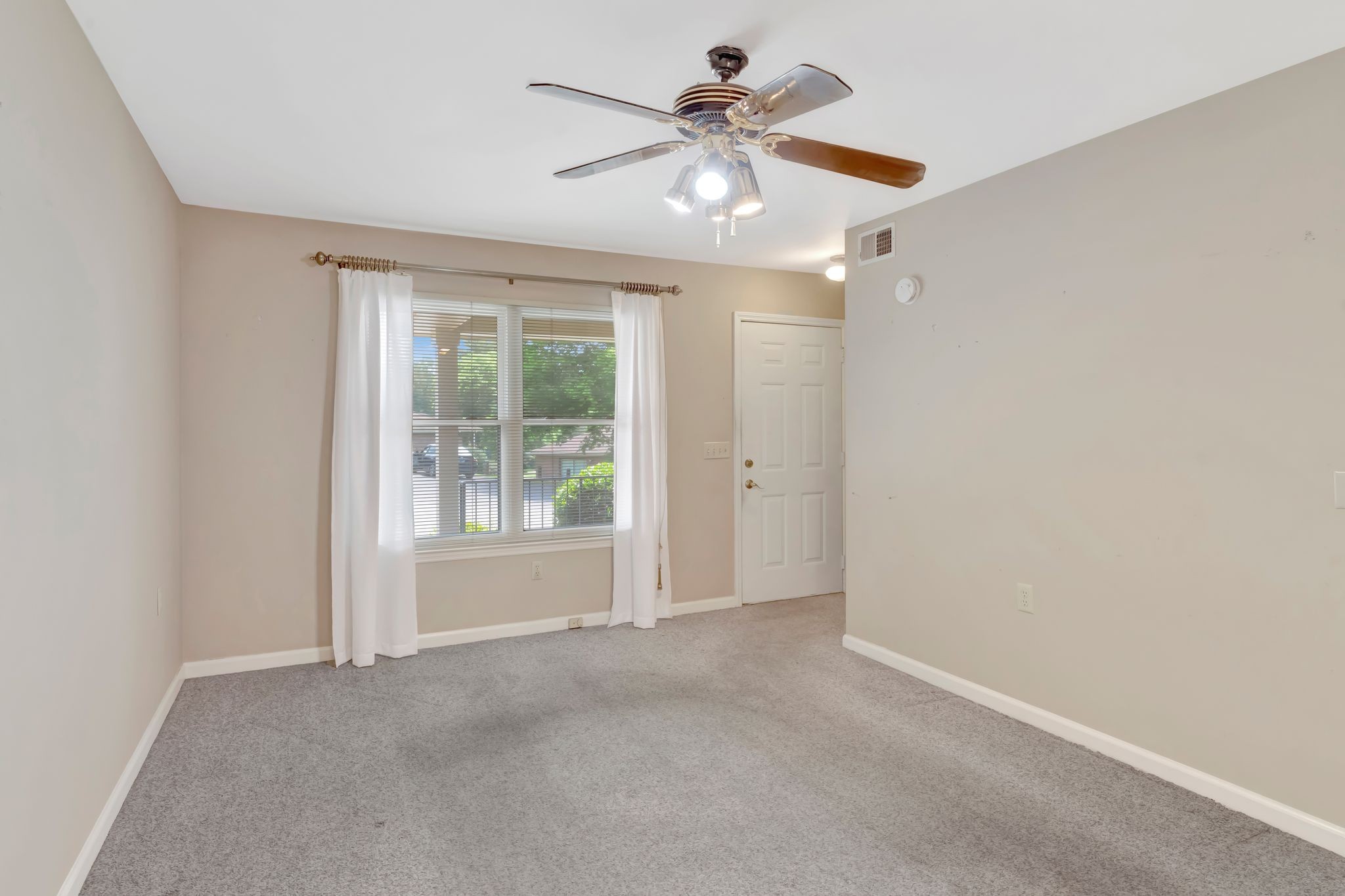 Middle Tennessee Properties 4 402 Deer Lake Dr 402