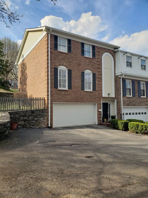 Photo of 101 Jefferson Sq, Nashville, TN 37215 (MLS # 3150227)