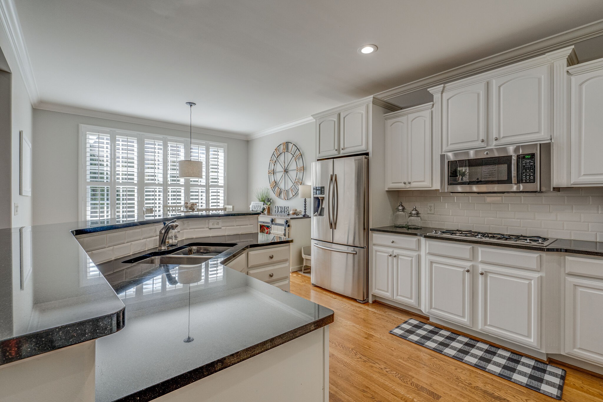 745 Fountainwood Blvd