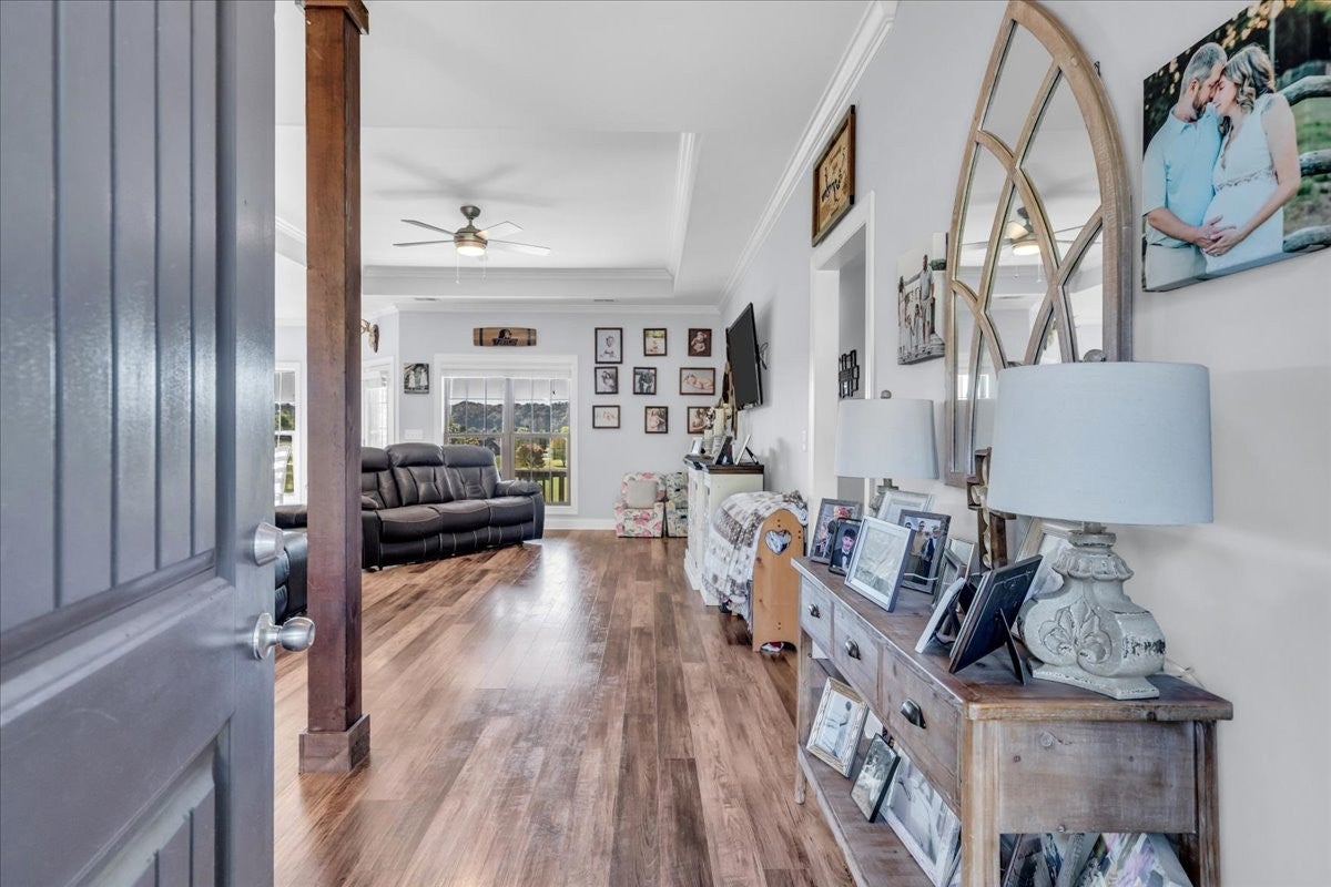 341 Grand View Cir