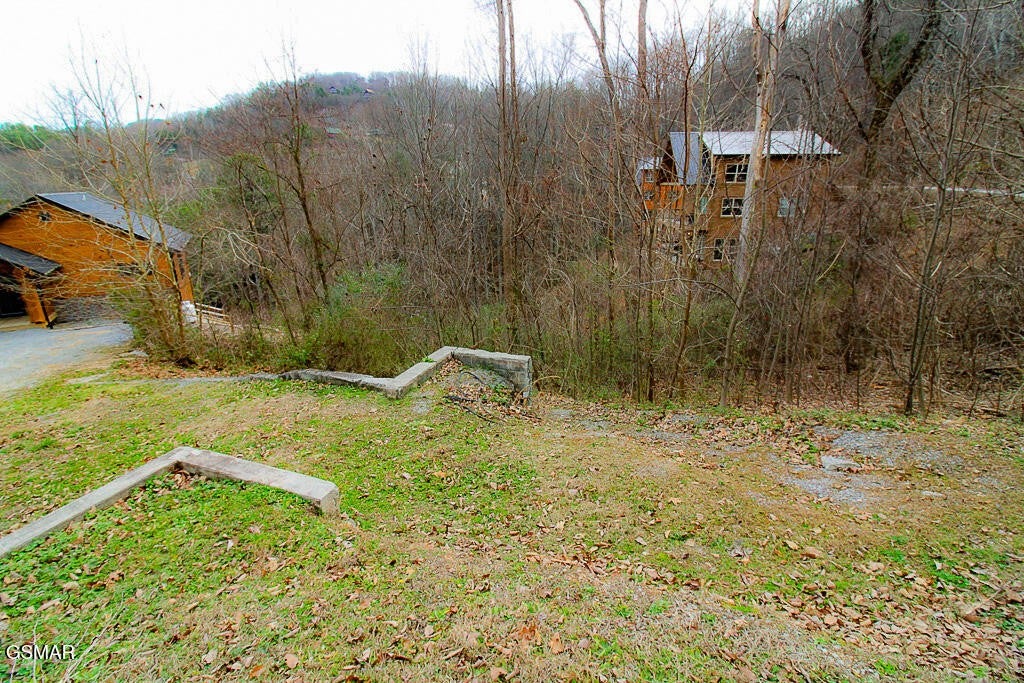3143 Sourwood Way