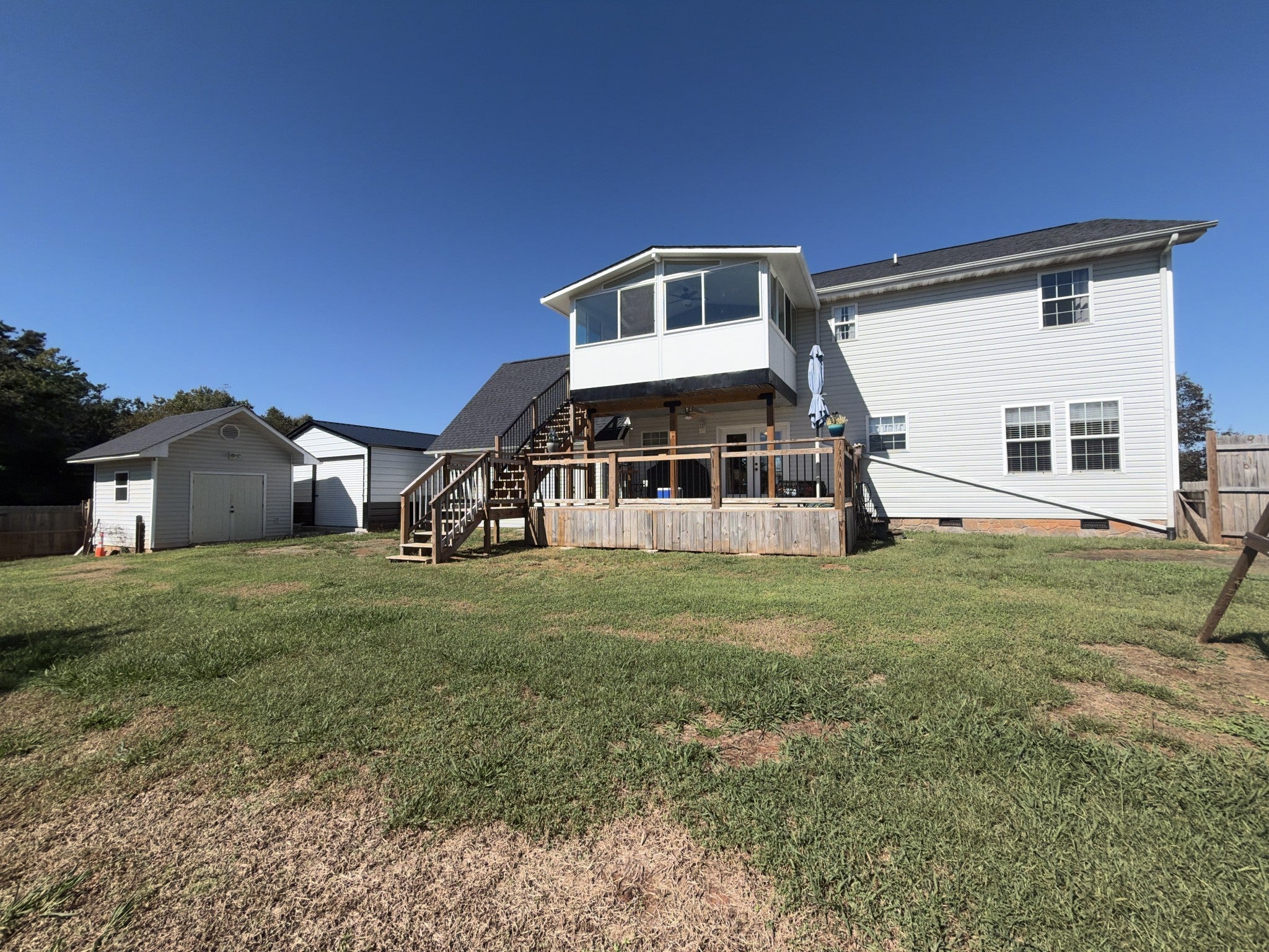 2833 English Valley Ln