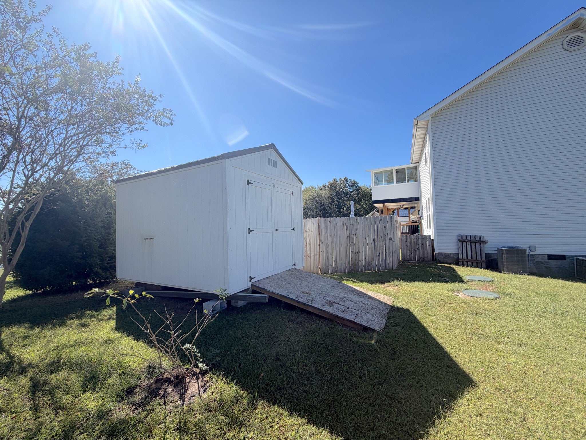 2833 English Valley Ln
