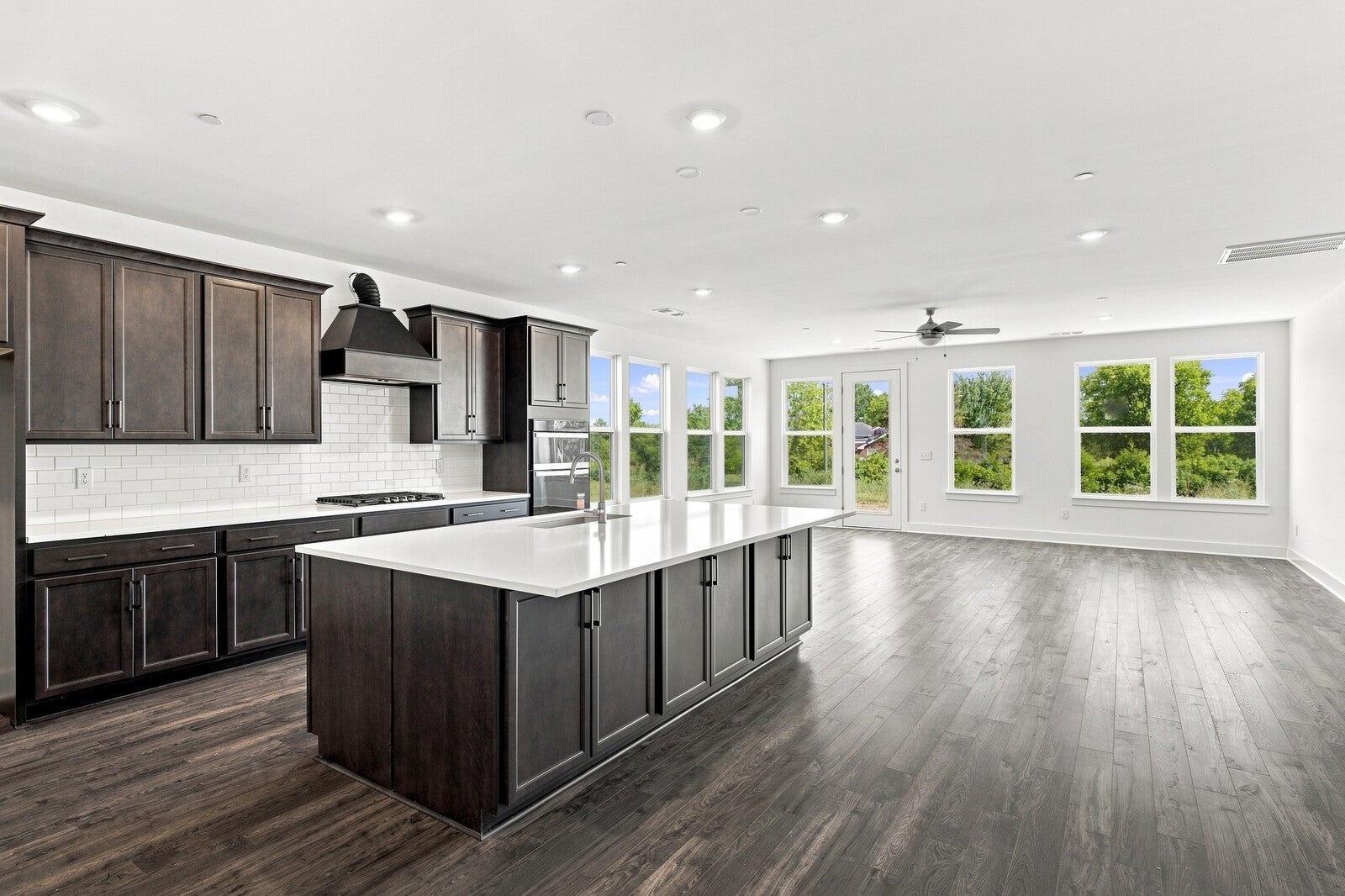 3039 Ledger Road
