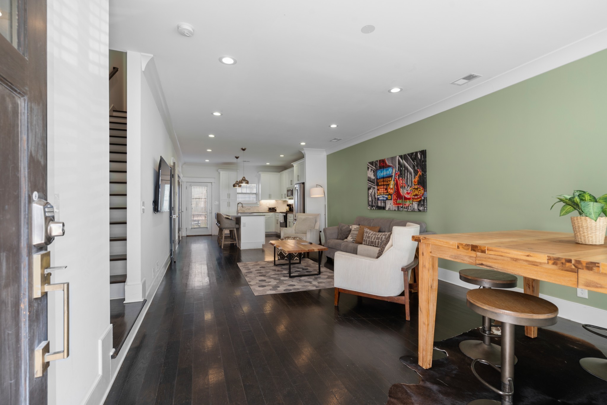 6511 Robertson Avenue 4