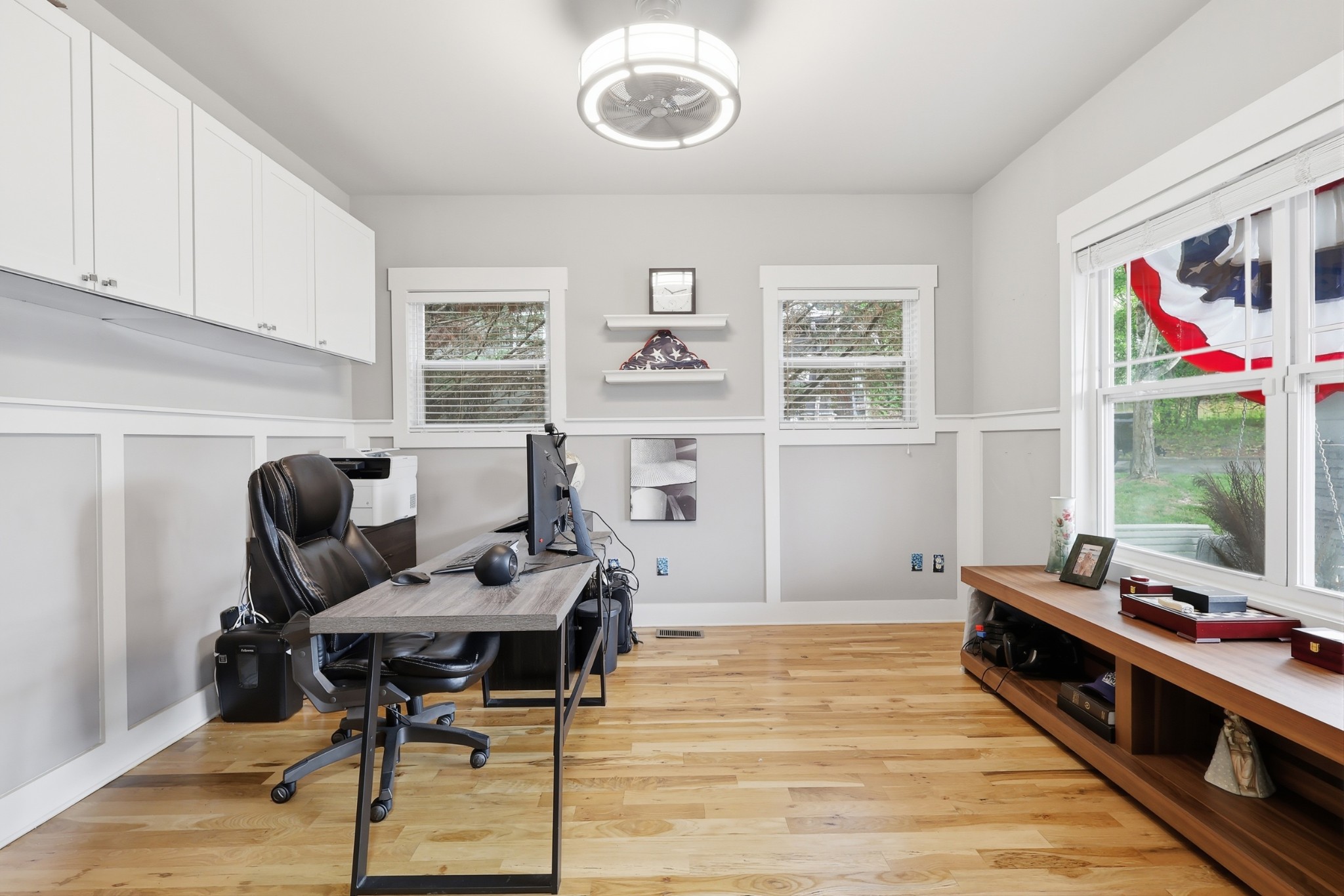 493 Highpoint Ter - Photo 4