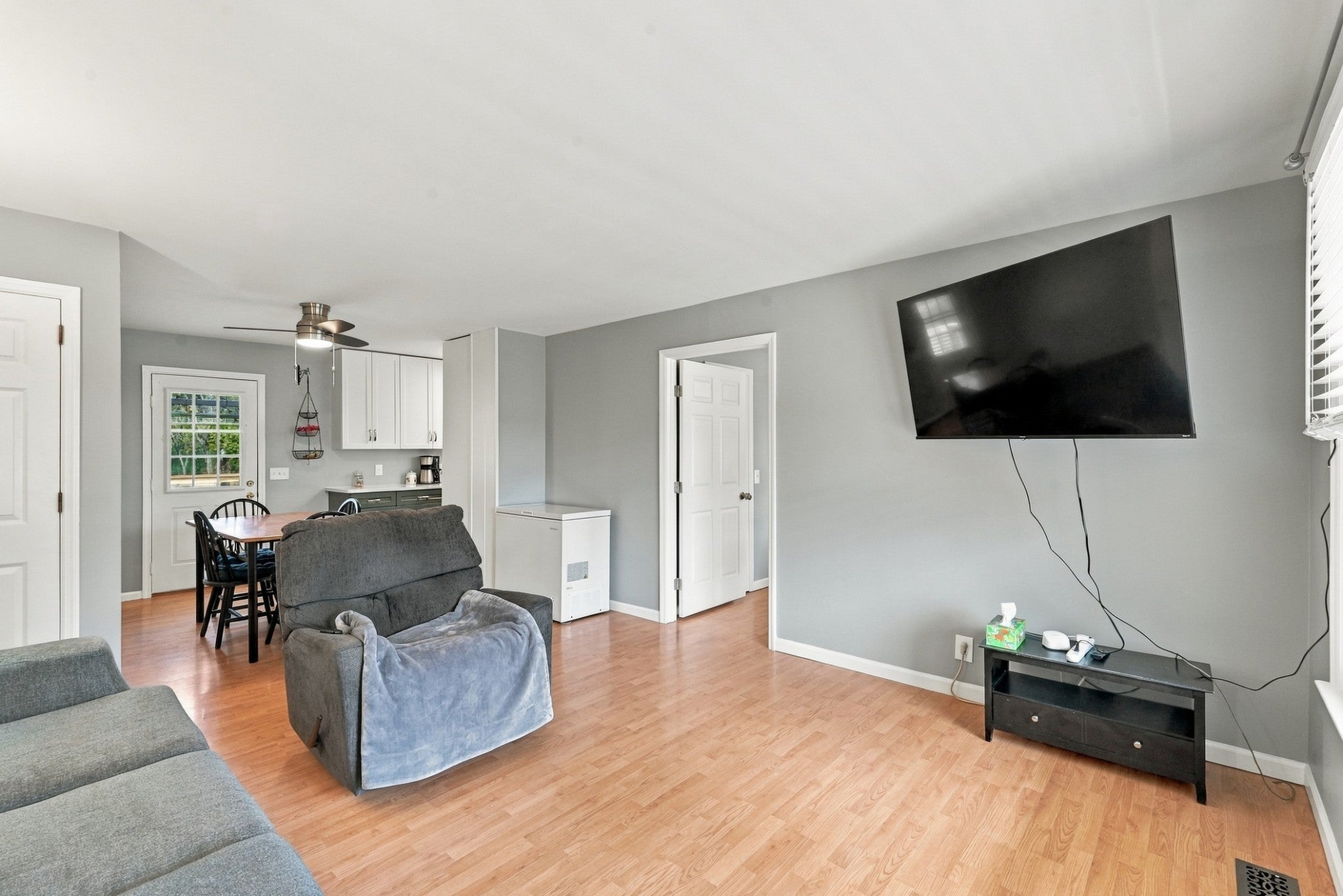 21 Spring Hill Rd