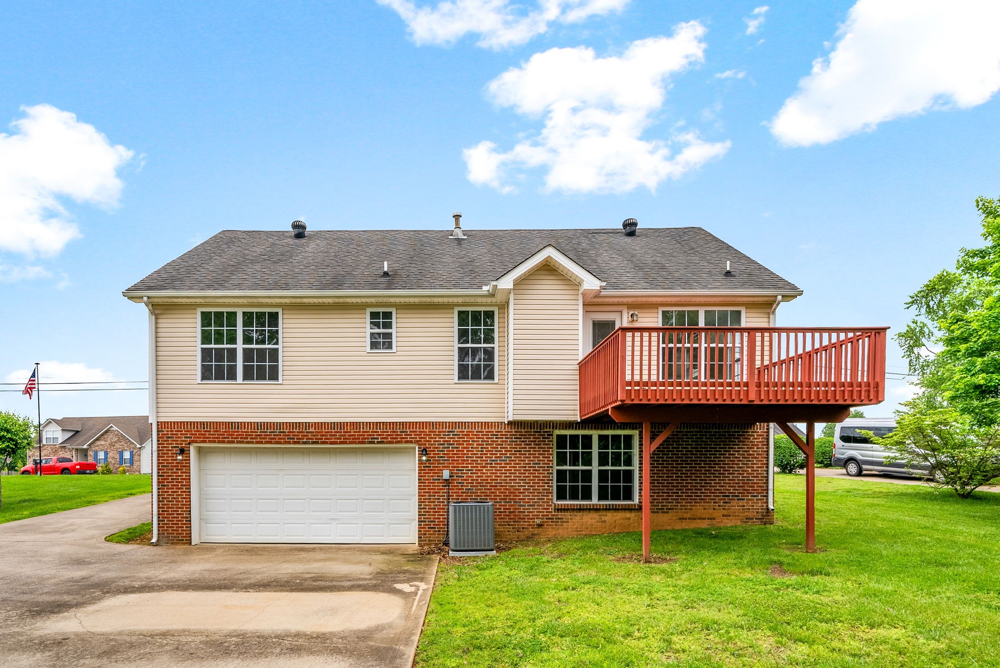 Clarksville, Tennessee 37040, United States, 4 Bedrooms Bedrooms, ,3 BathroomsBathrooms,Residential,Active,126716