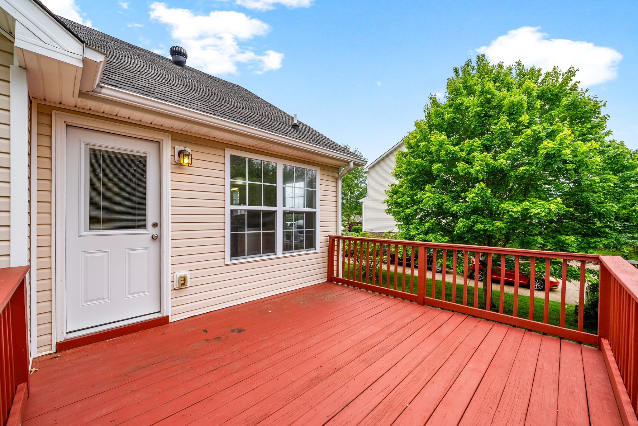 Clarksville, Tennessee 37040, United States, 4 Bedrooms Bedrooms, ,3 BathroomsBathrooms,Residential,Active,126716