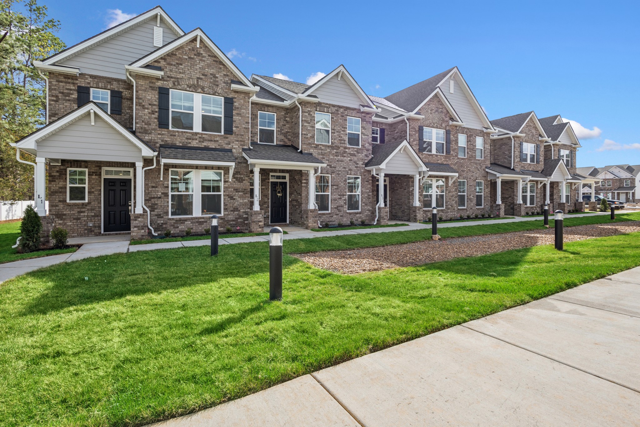 2900 Suzanne Landon Dr D5