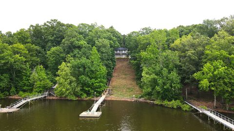 365 Bluff Rd Big Sandy TN 38221