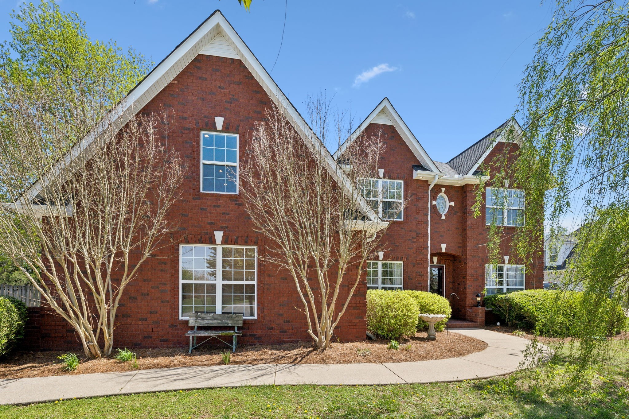 4420 Thoroughbred Ln