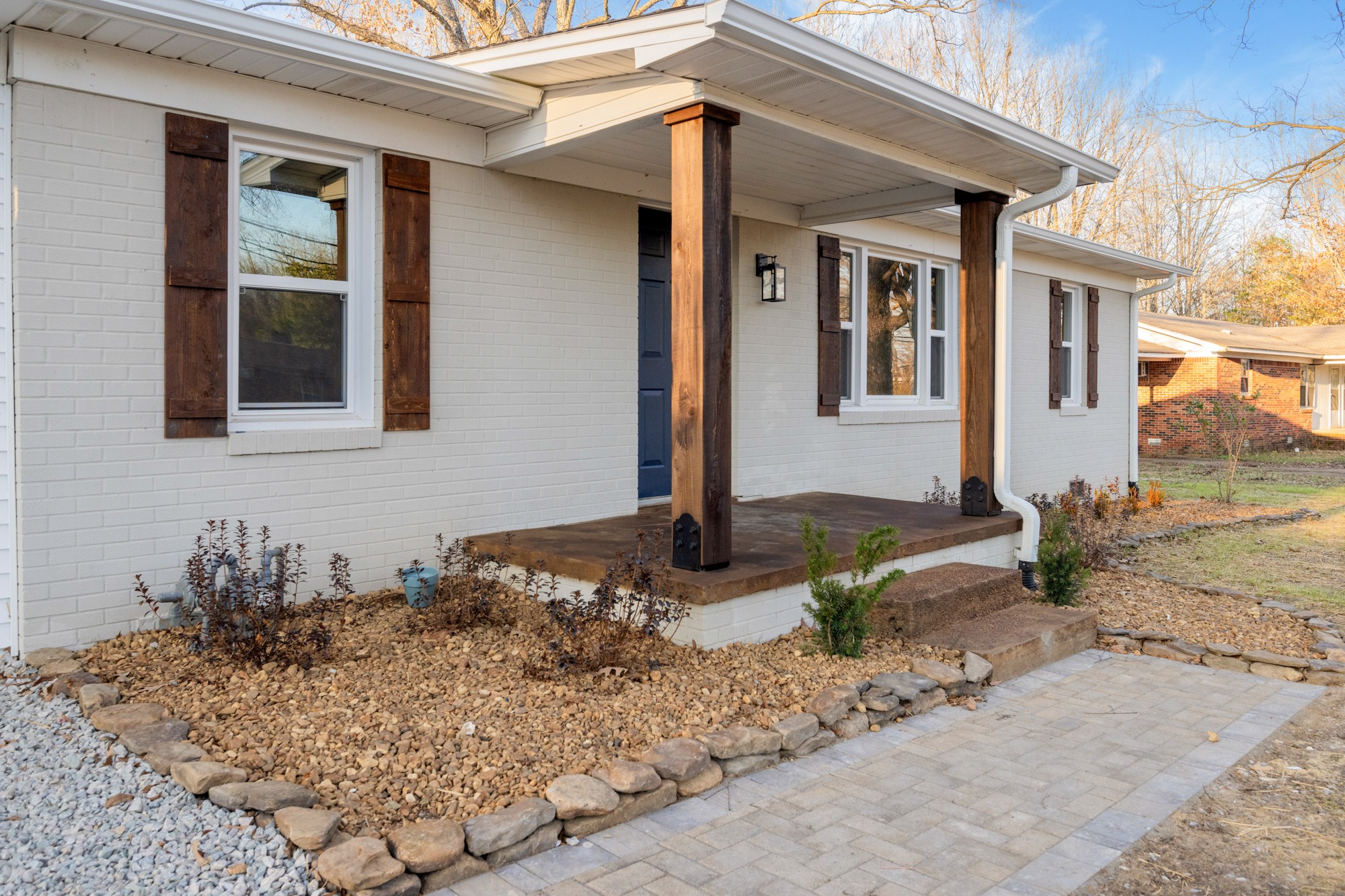 871 Northwood Dr - Photo 2