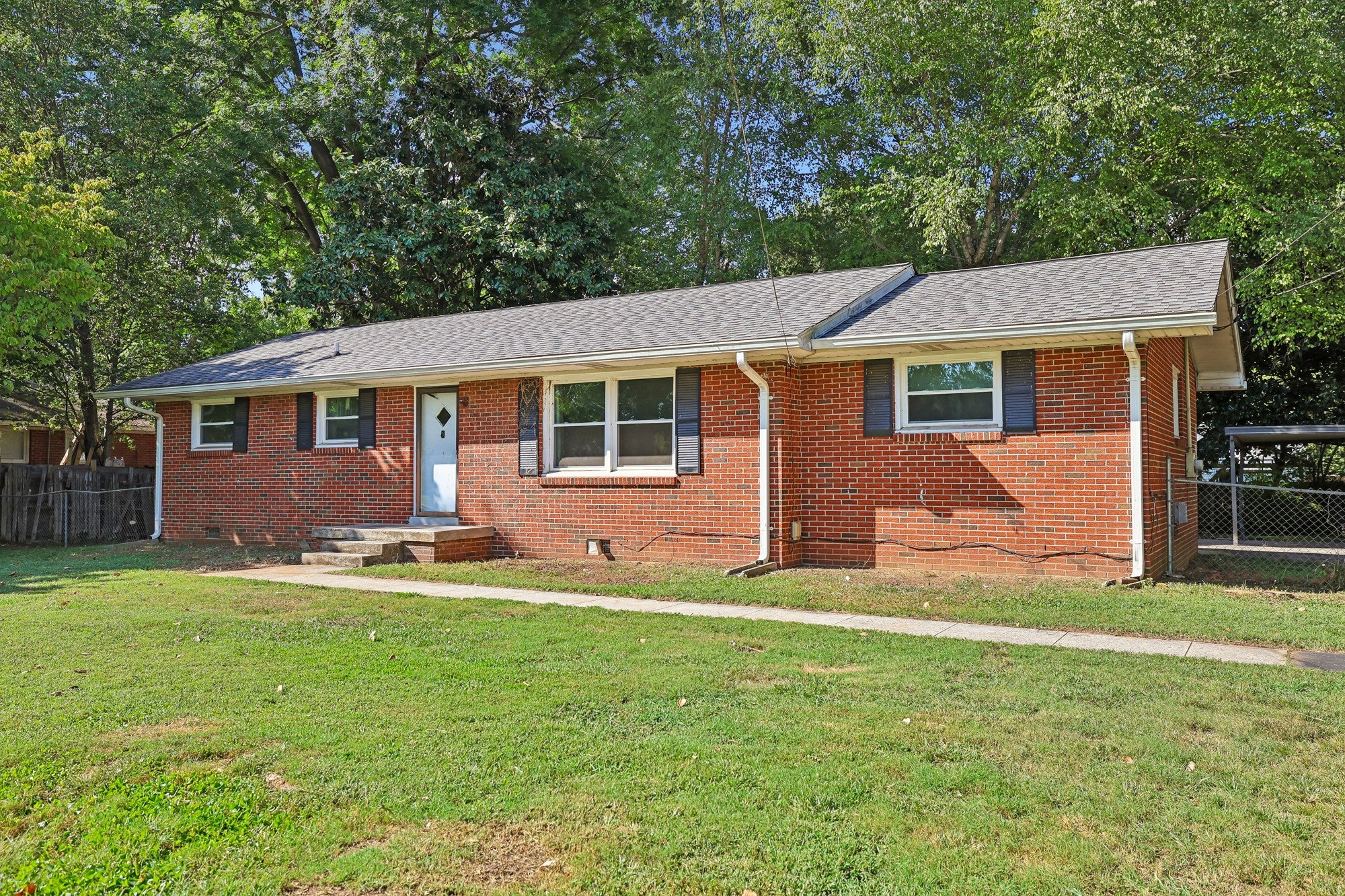 1903 Fowler St