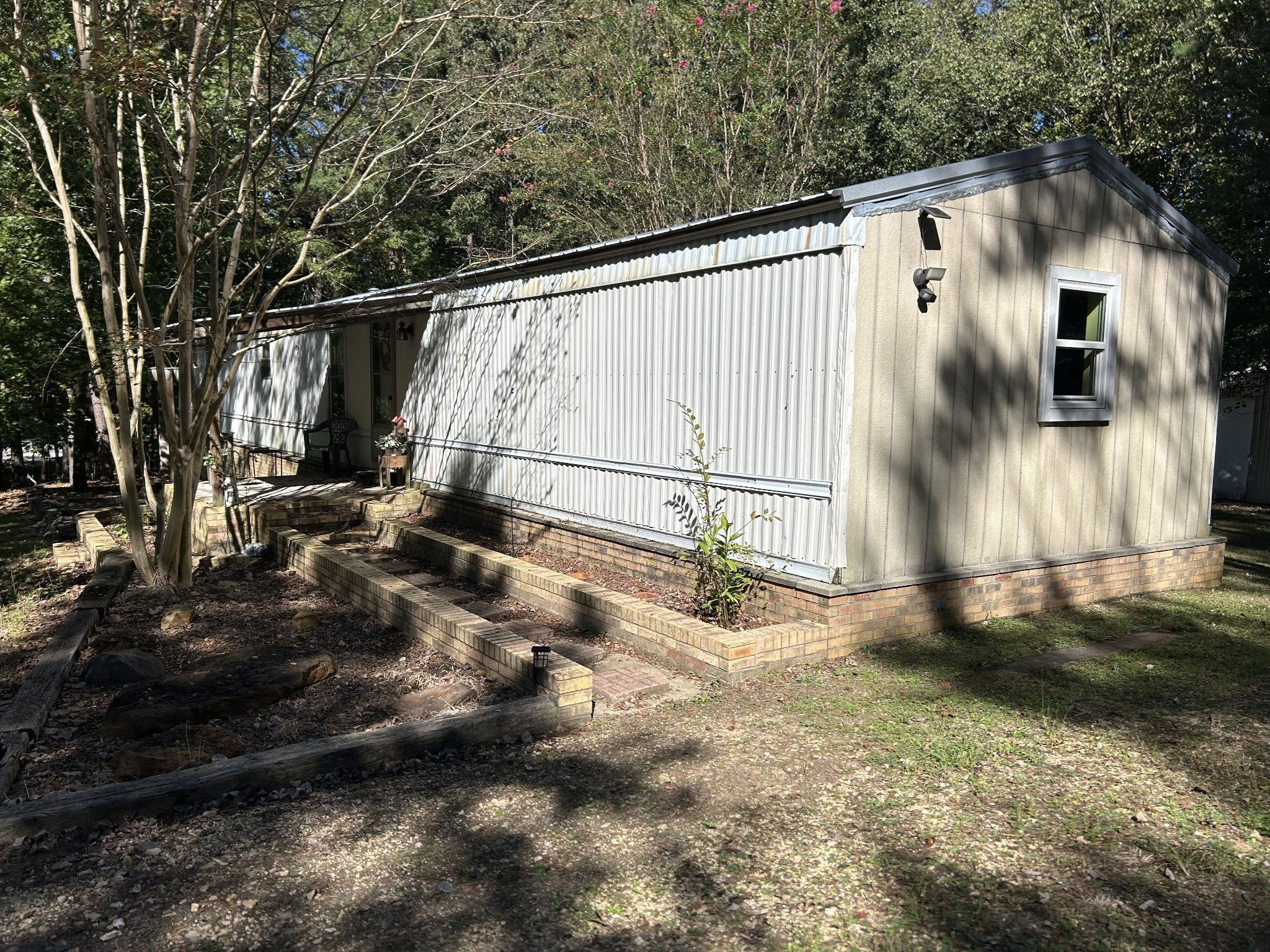 22 Red Oak Cir
