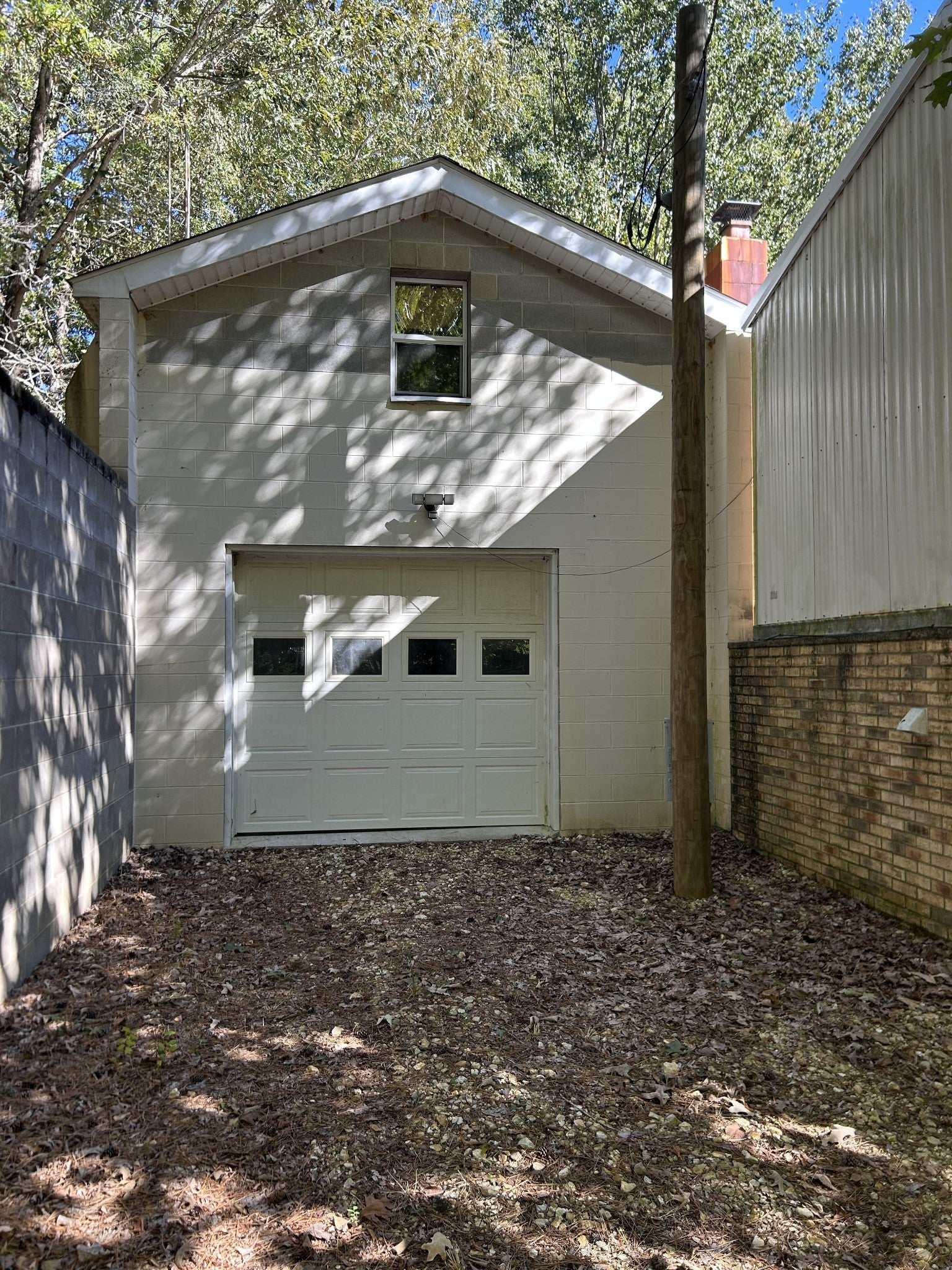22 Red Oak Cir