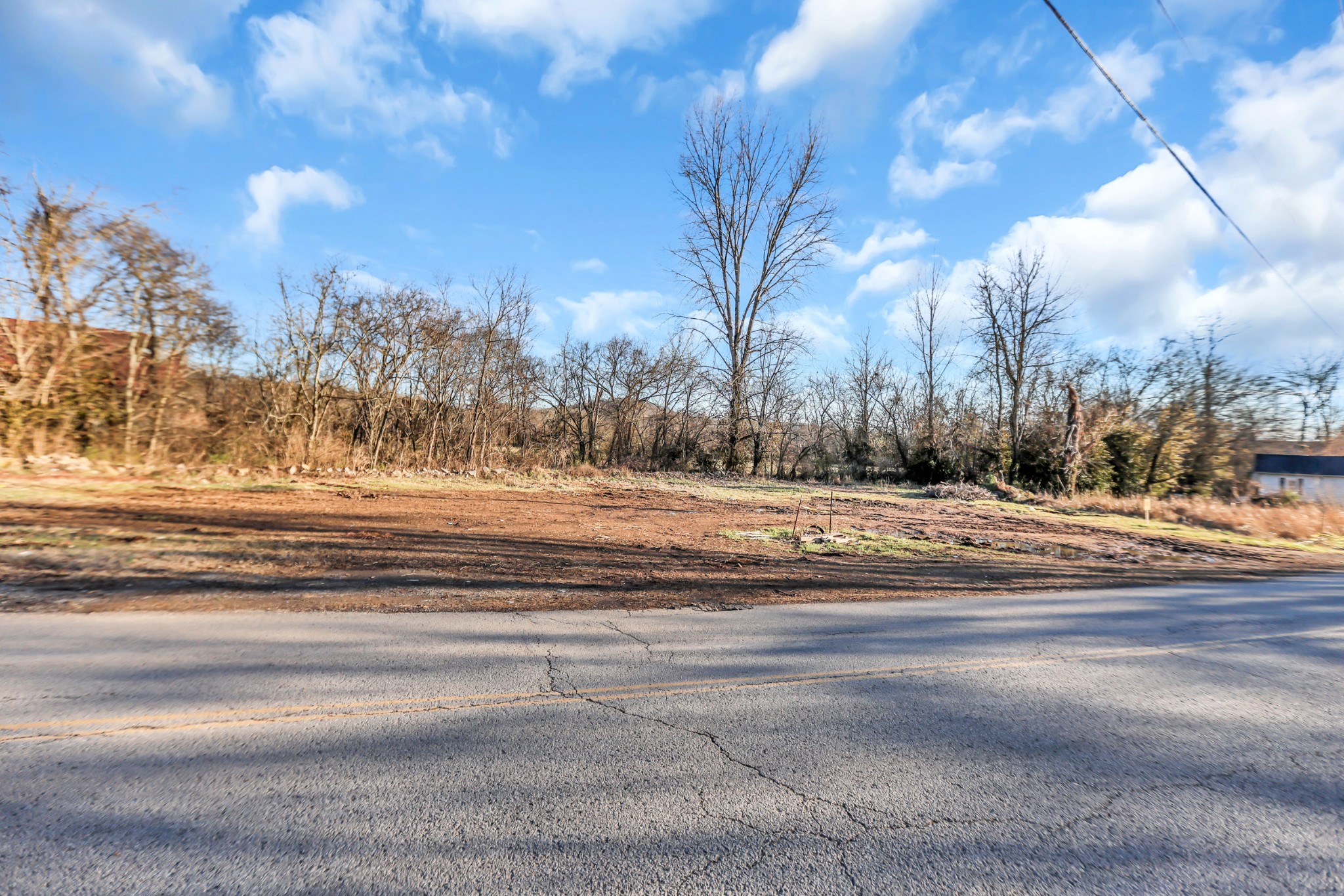 621 Old Highway 31 E 3