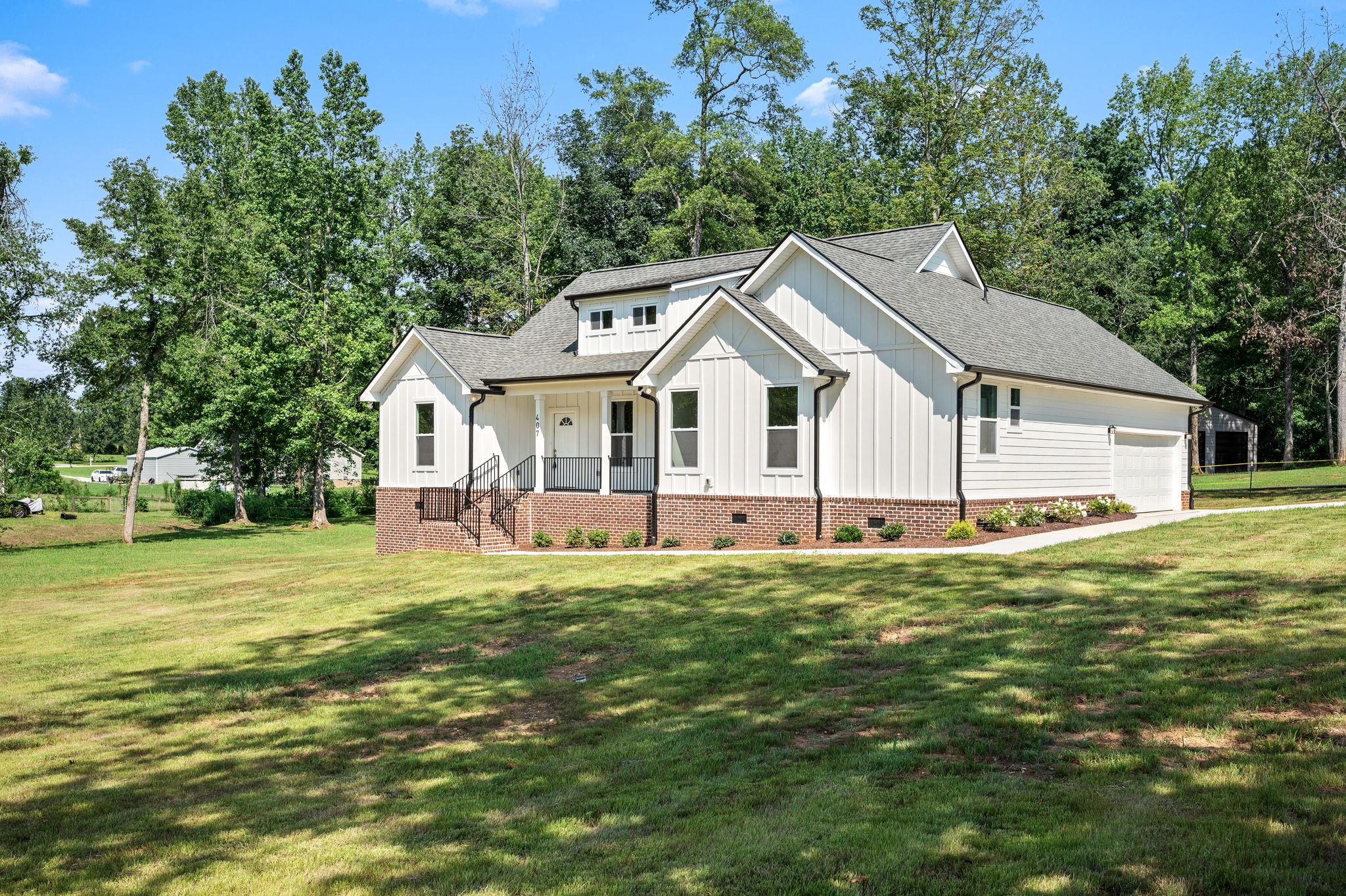 407 Spring Meadows Ln