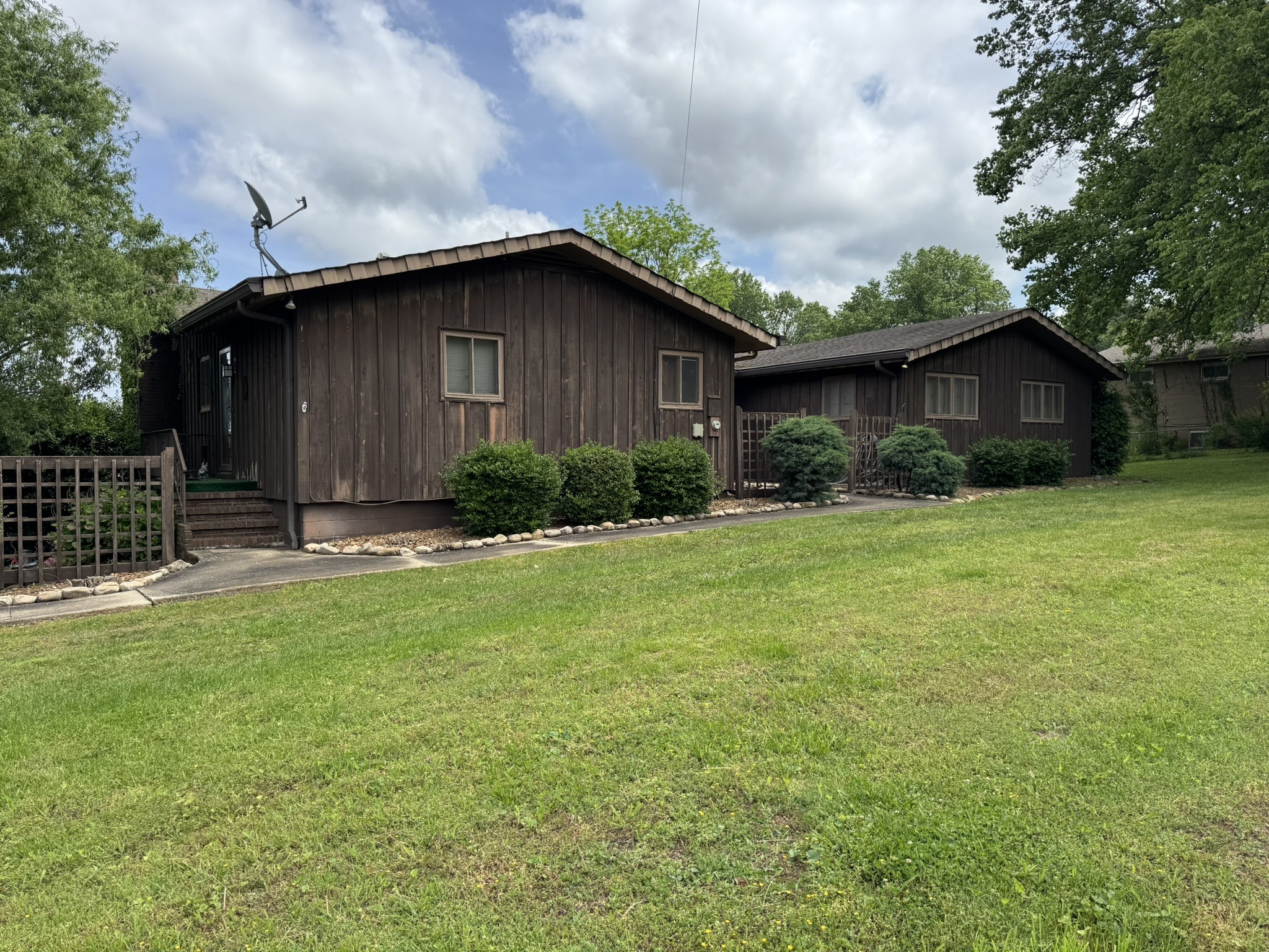 91 Country Club Ter