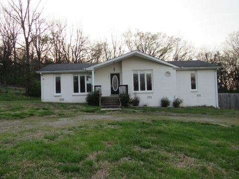 1842 Holloway Cir Lebanon TN 37090