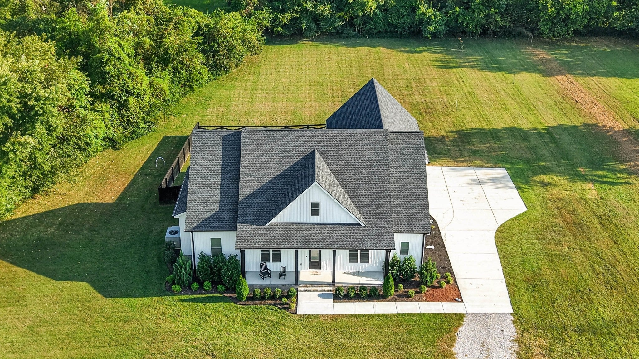 1900 Highway 25 W