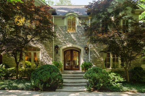 7 Breckenridge Nashville TN 37215