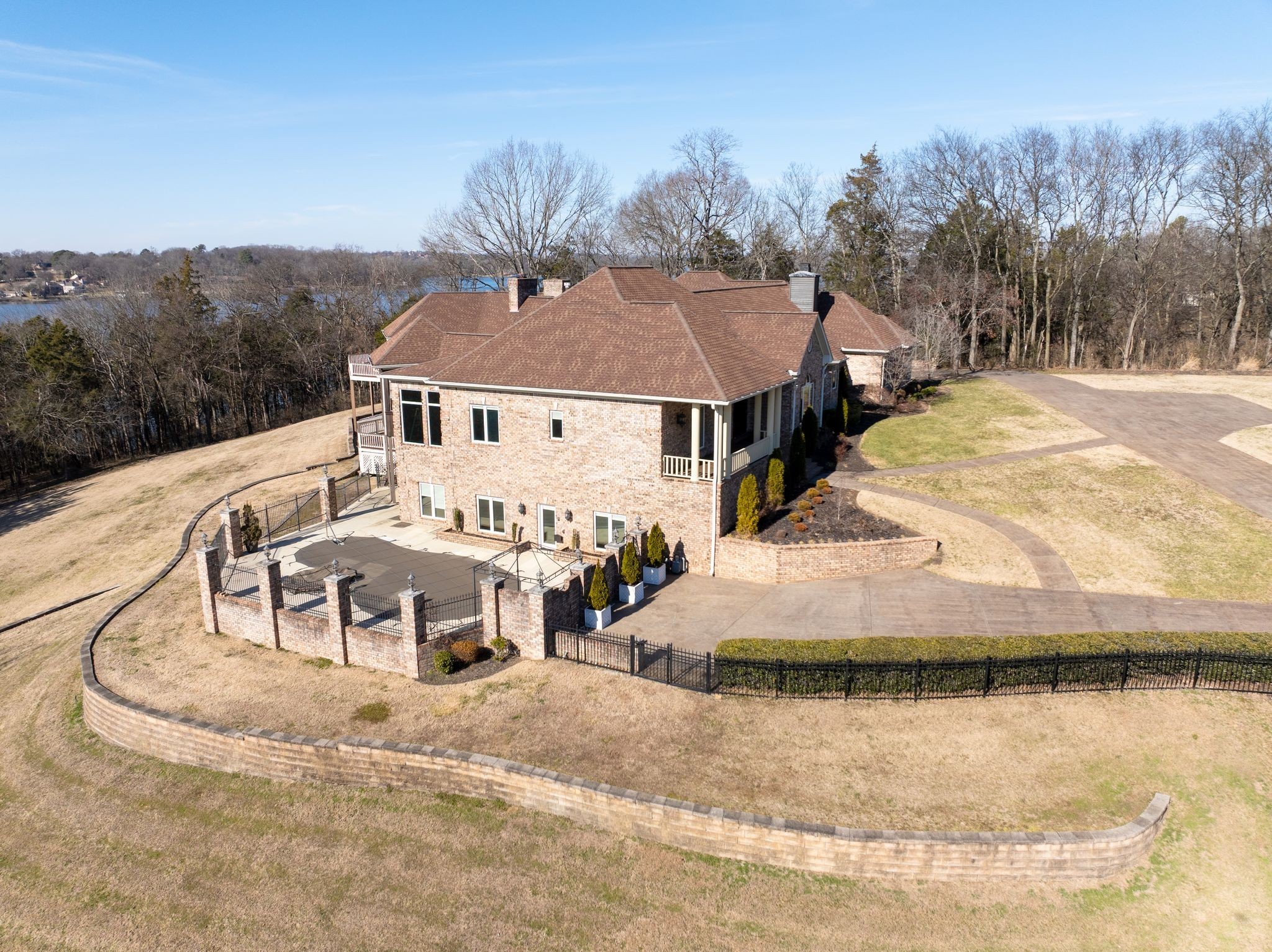 1825 Lake Meadow Trl