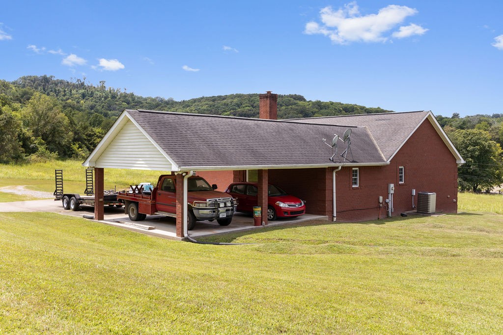 115 Thompson Hollow Rd