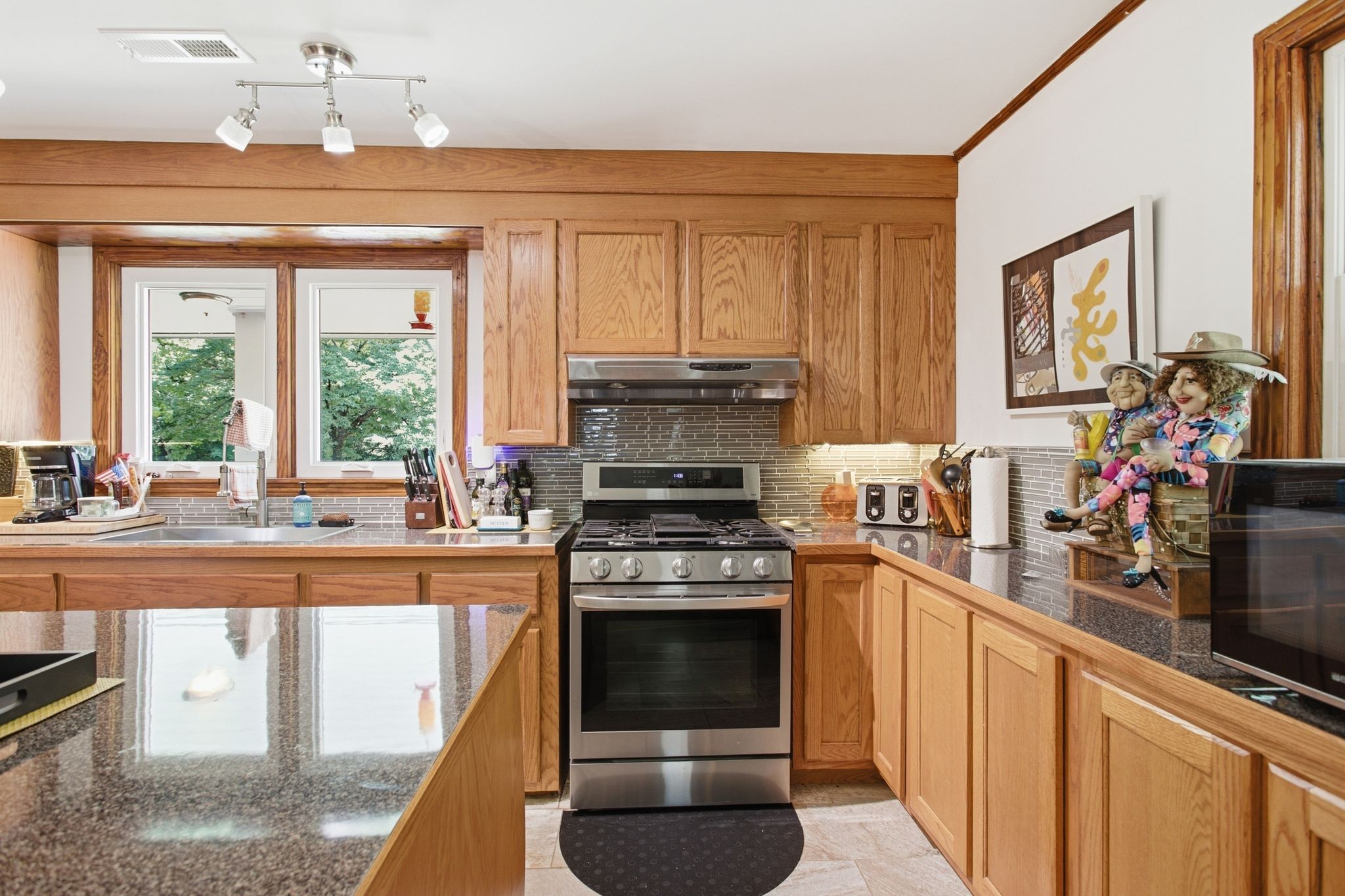 150 Toms Creek Rd