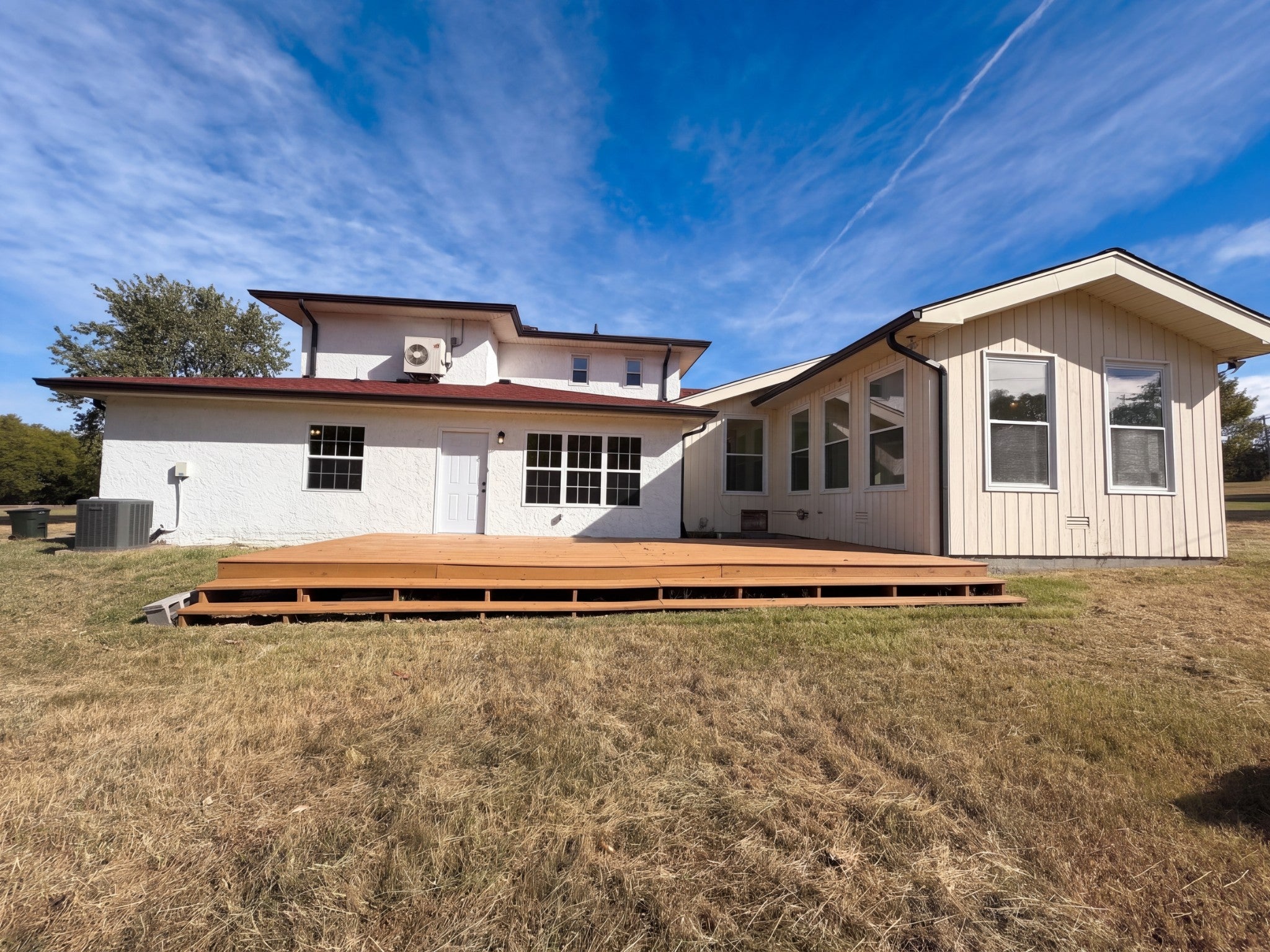 557 Peach Valley Rd