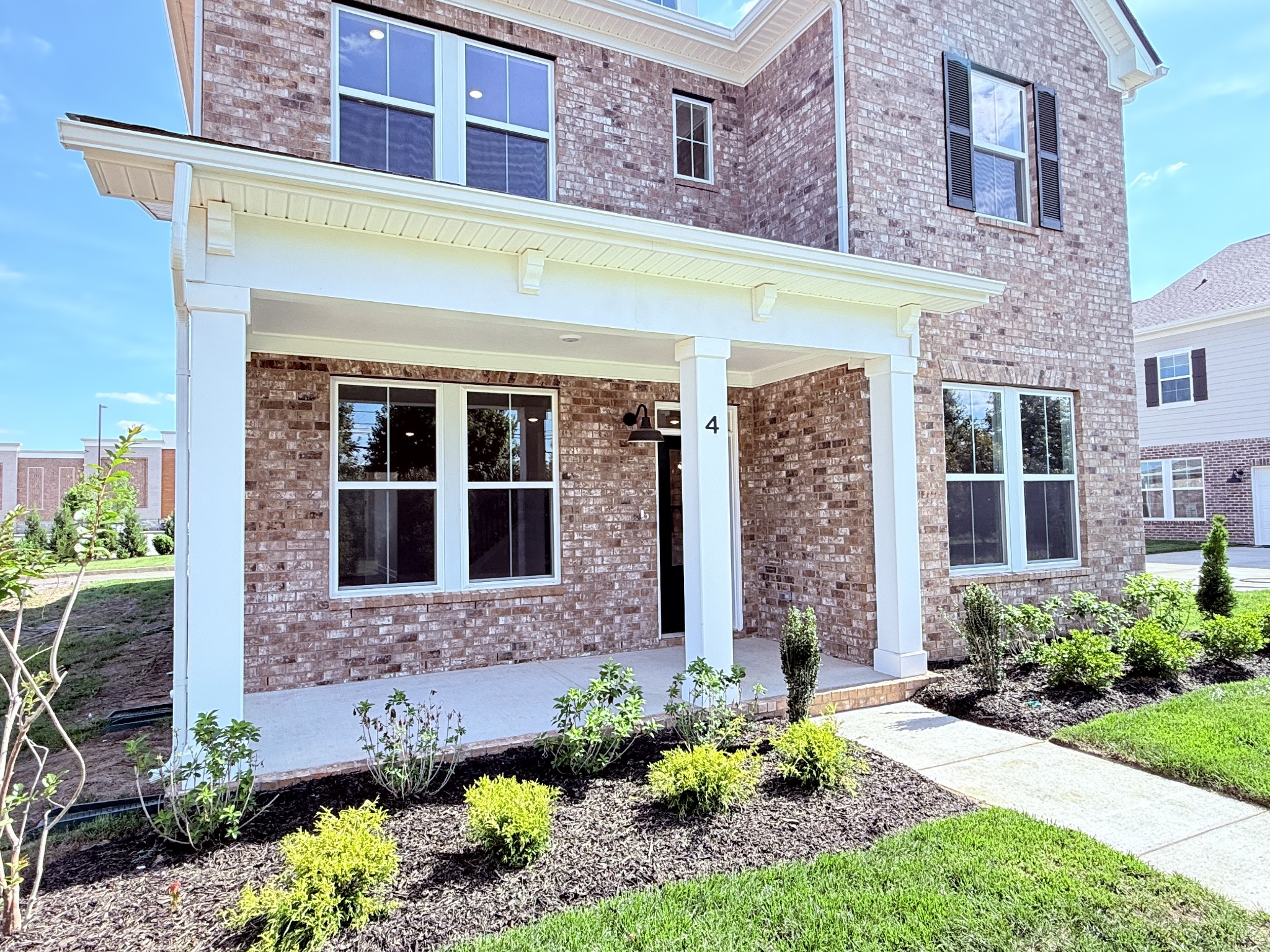 2705 Wilkinson Pike 4
