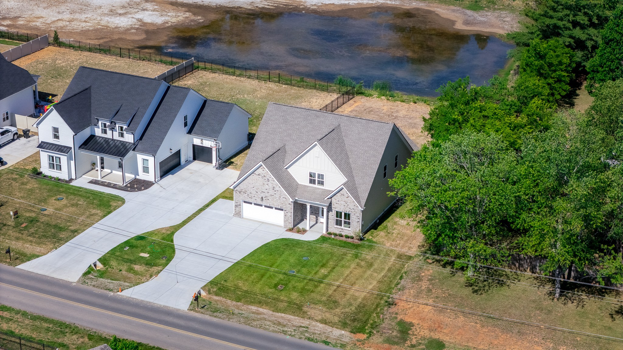 524 Gresham Lane