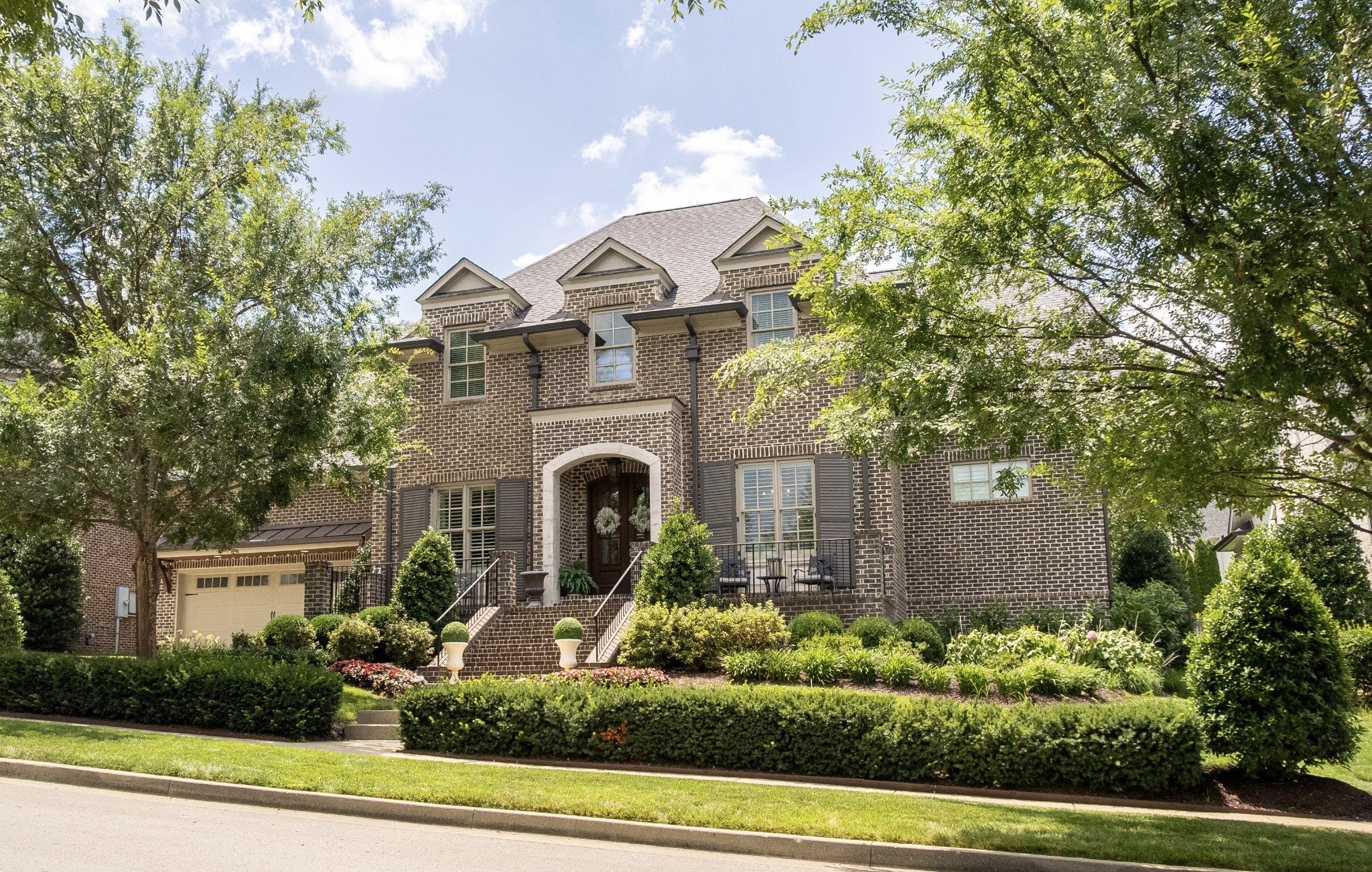 5-bed home for sale in Franklin, TN 37064, 1547 Championship Blvd 1547 Championship Blvd, Franklin TN 37064 5-bed home, photo 1 of 60