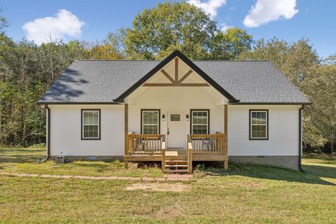 223 Gladdice Rd Pleasant Shade TN 37145