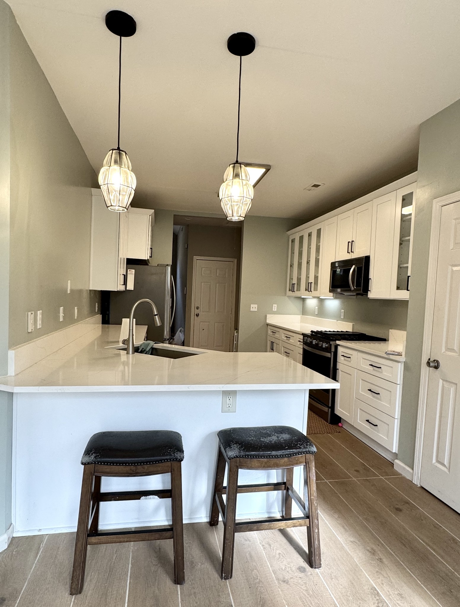 7145 Forrest Oaks Dr