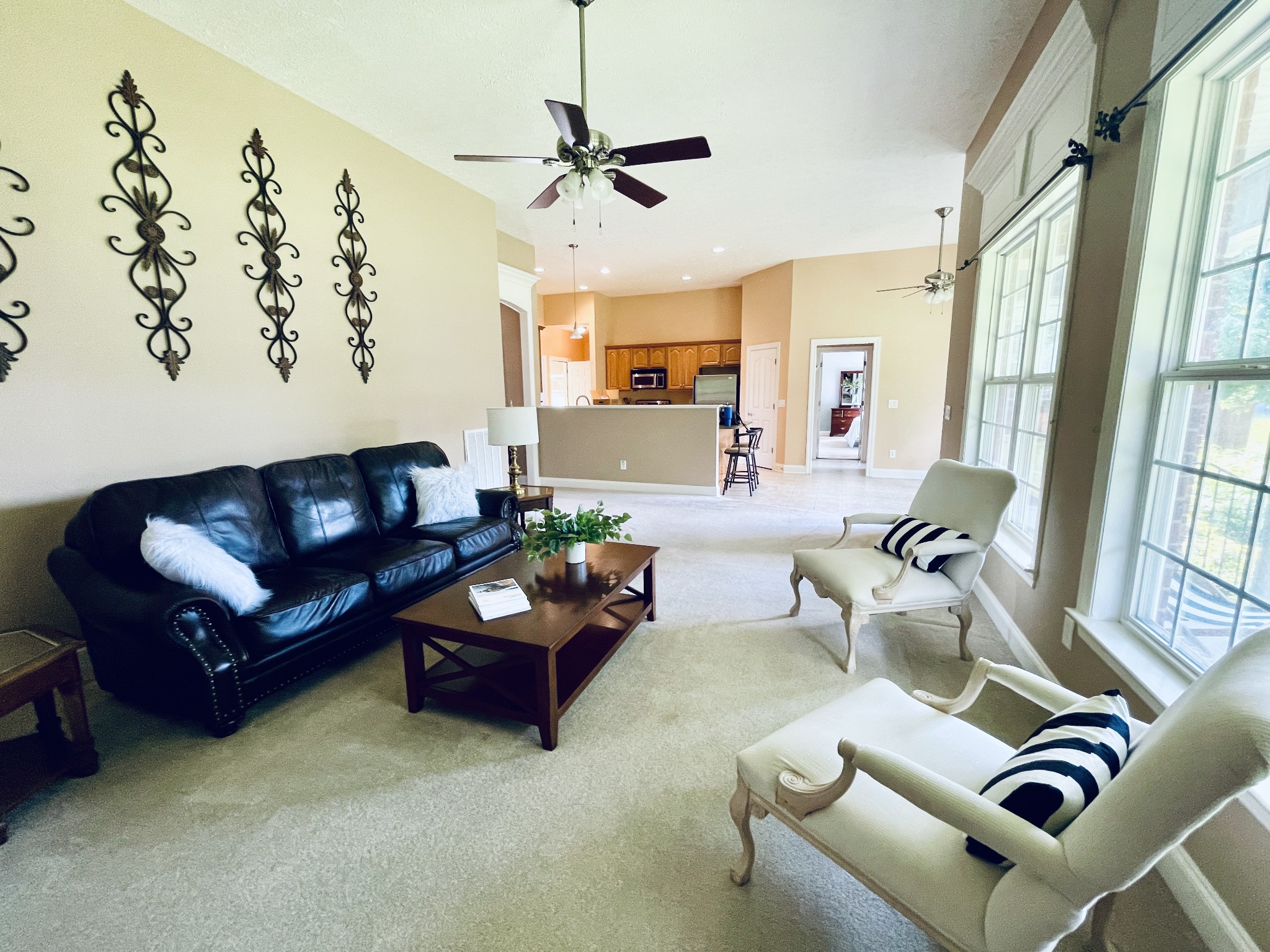 2714 Maylon Dr