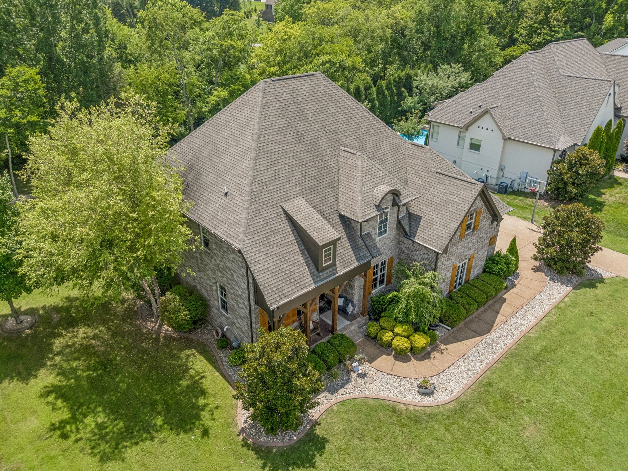 1501 Registry Row