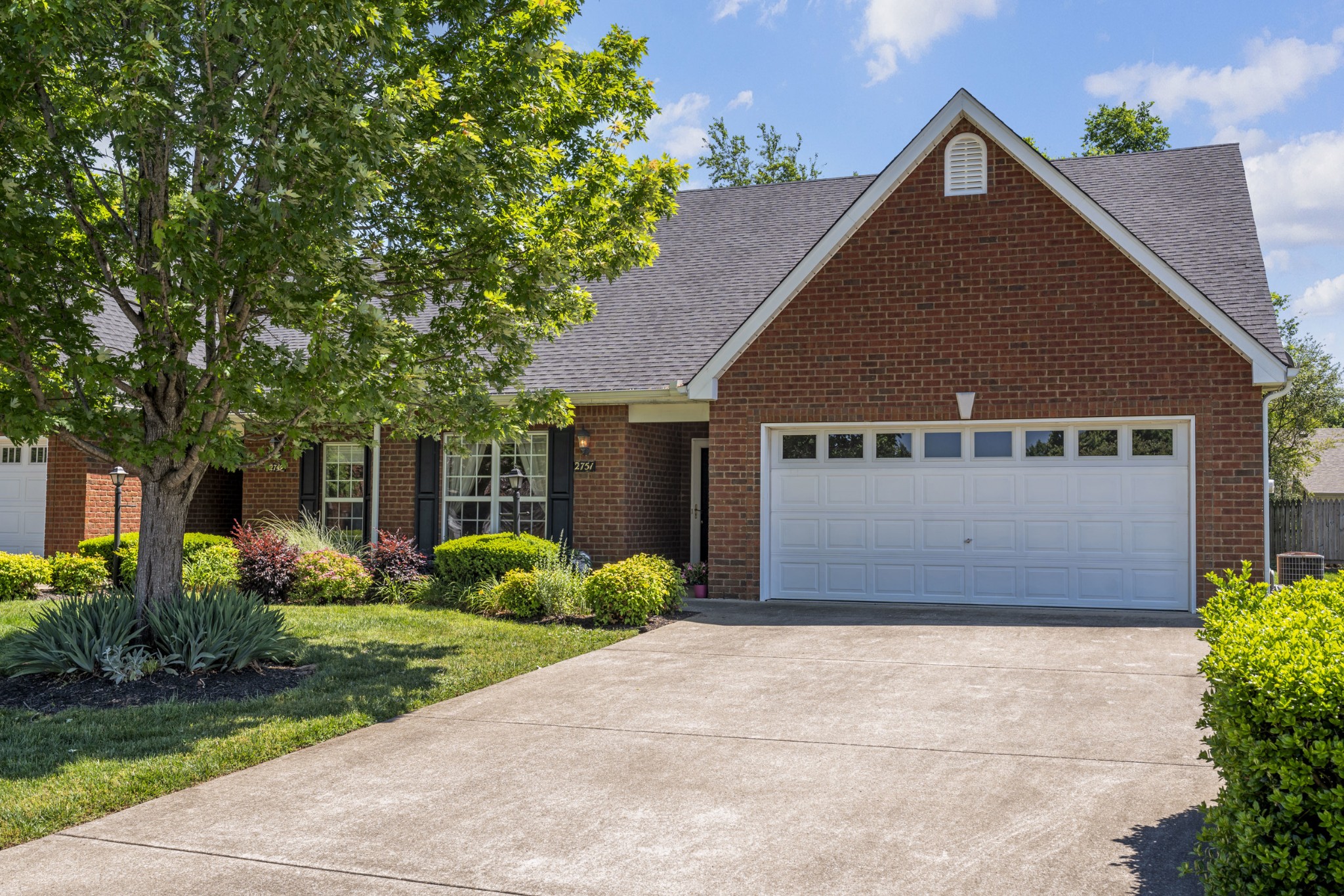 2751 Waywood Dr