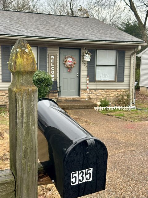 535 Cedar Dr Nashville TN 37211