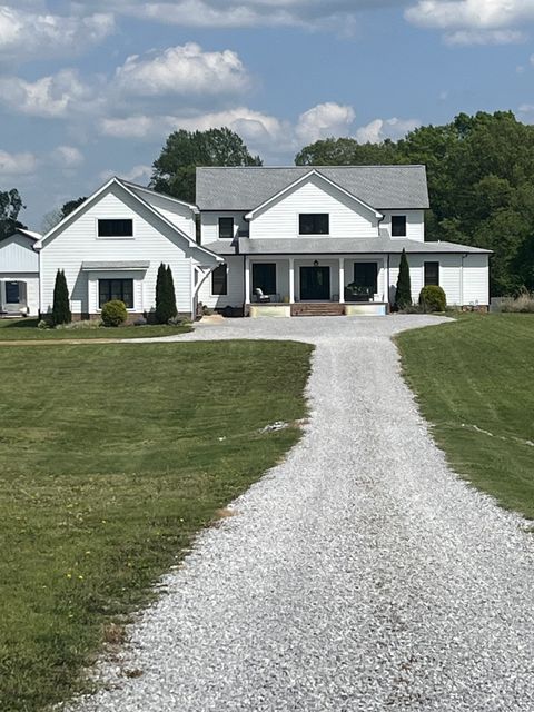 2555 Frank Abernathy Rd Greenbrier TN 37073